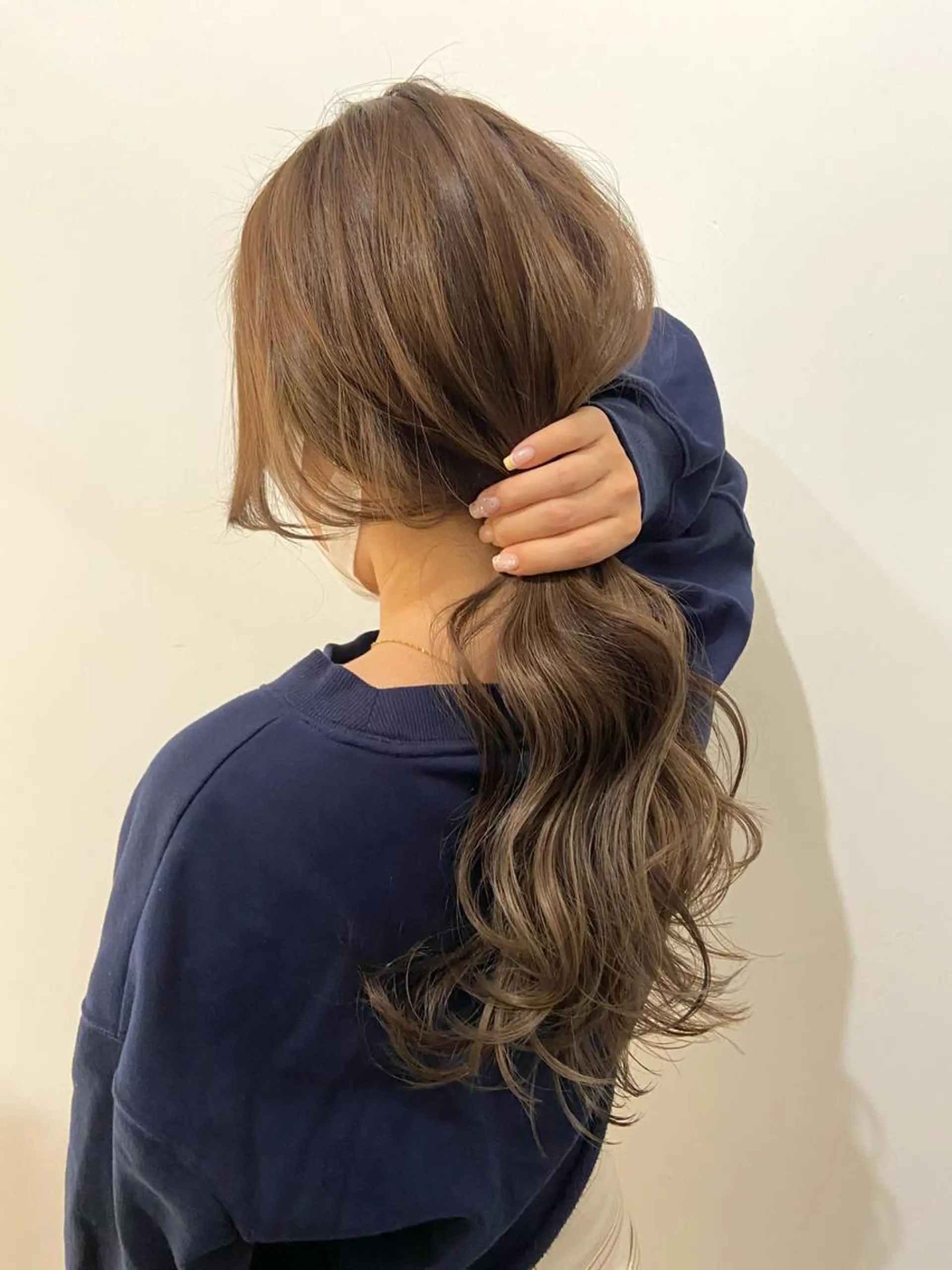 ロング カラー ベージュカラー ハイライトカラー オリーブベージュ ハイライト カット ヘアカラー 🫧 nanaco🫧のヘアスタイル