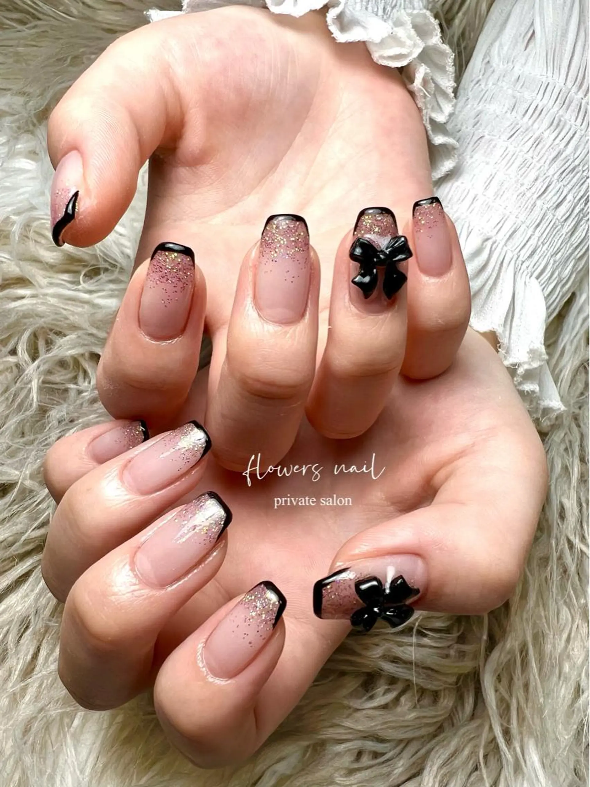 ネイル フレンチネイル ジェルネイル 持ち込み パラジェル ワンホンネイル flowers nailのネイルデザイン