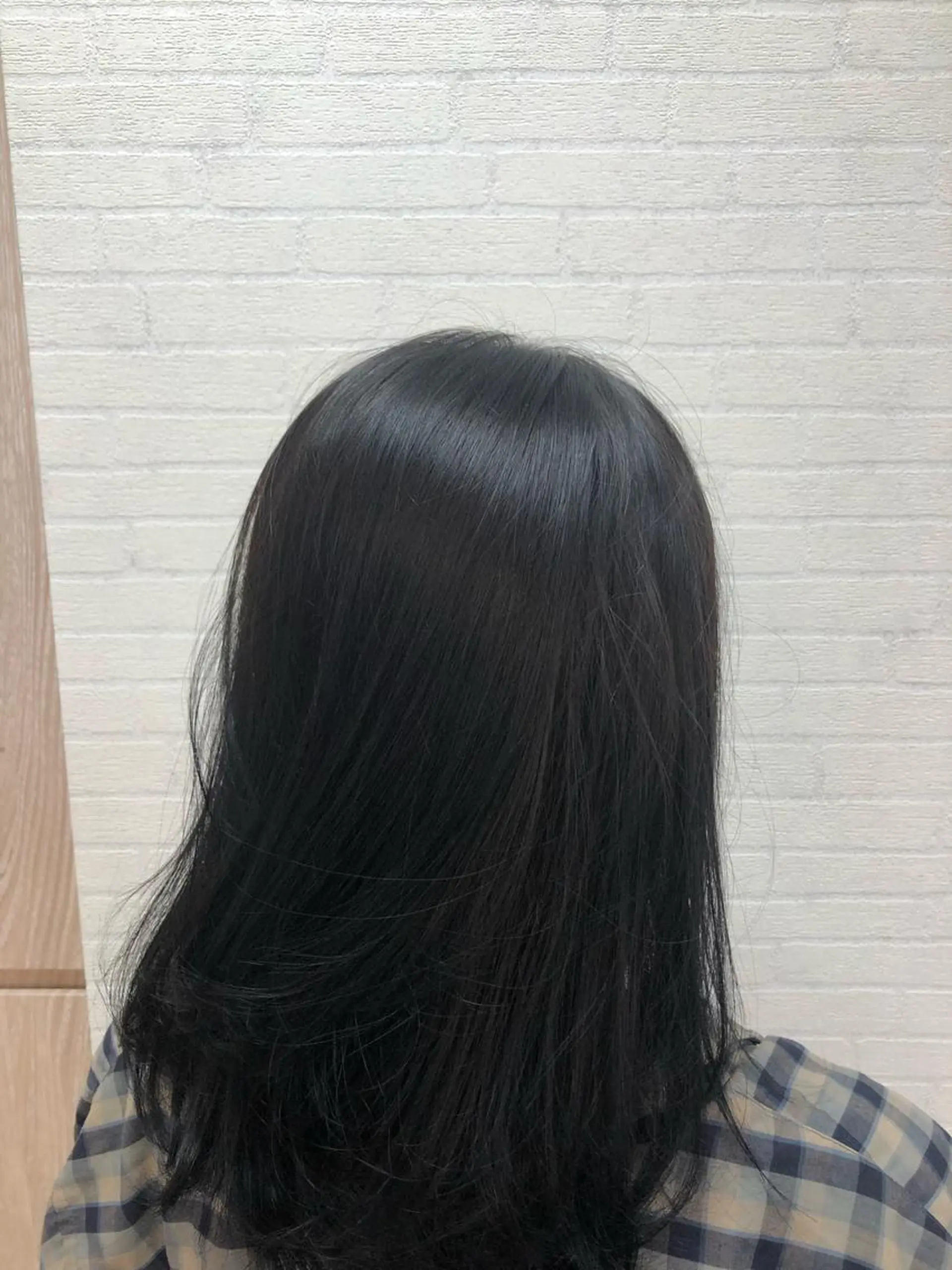 セミロング インナーカラー👾 Chibiのヘアスタイル