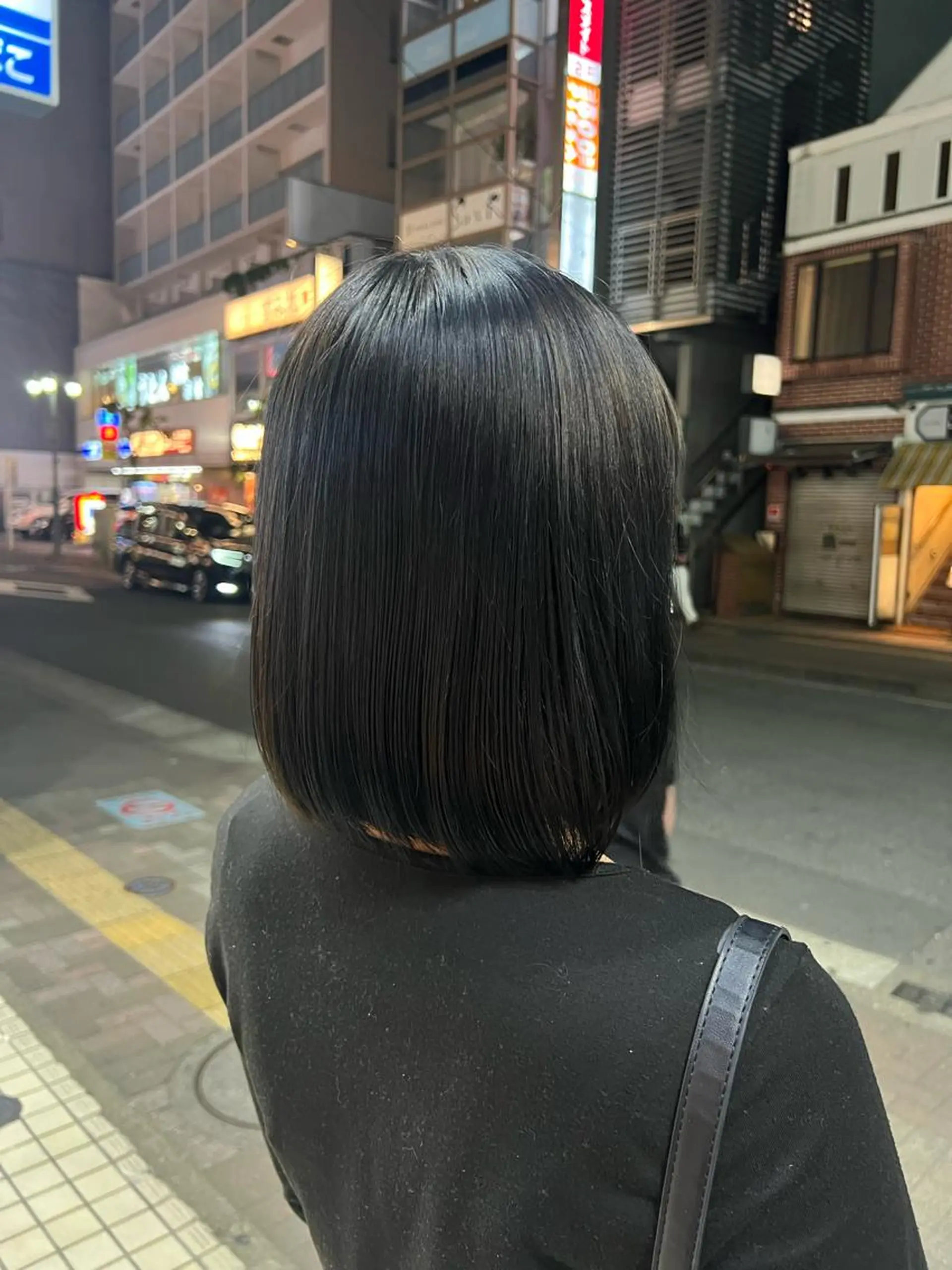 カラー 黒髪 ブルーカラー ブルーブラック 学生 ヘアカラー 酸性ストレート/ カスミ🩰のヘアスタイル