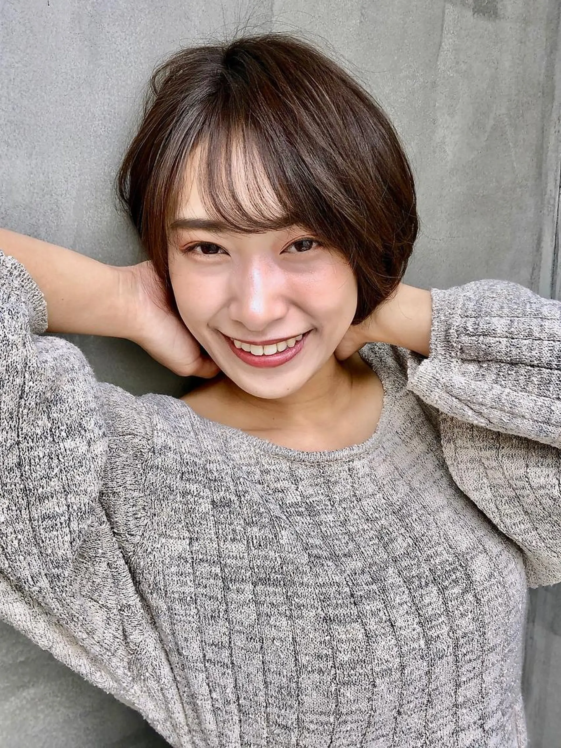 ショート カラー アッシュ ベージュカラー ショートヘア カット ヘアカラー ヘッドスパ Mogami Kengoのヘアスタイル