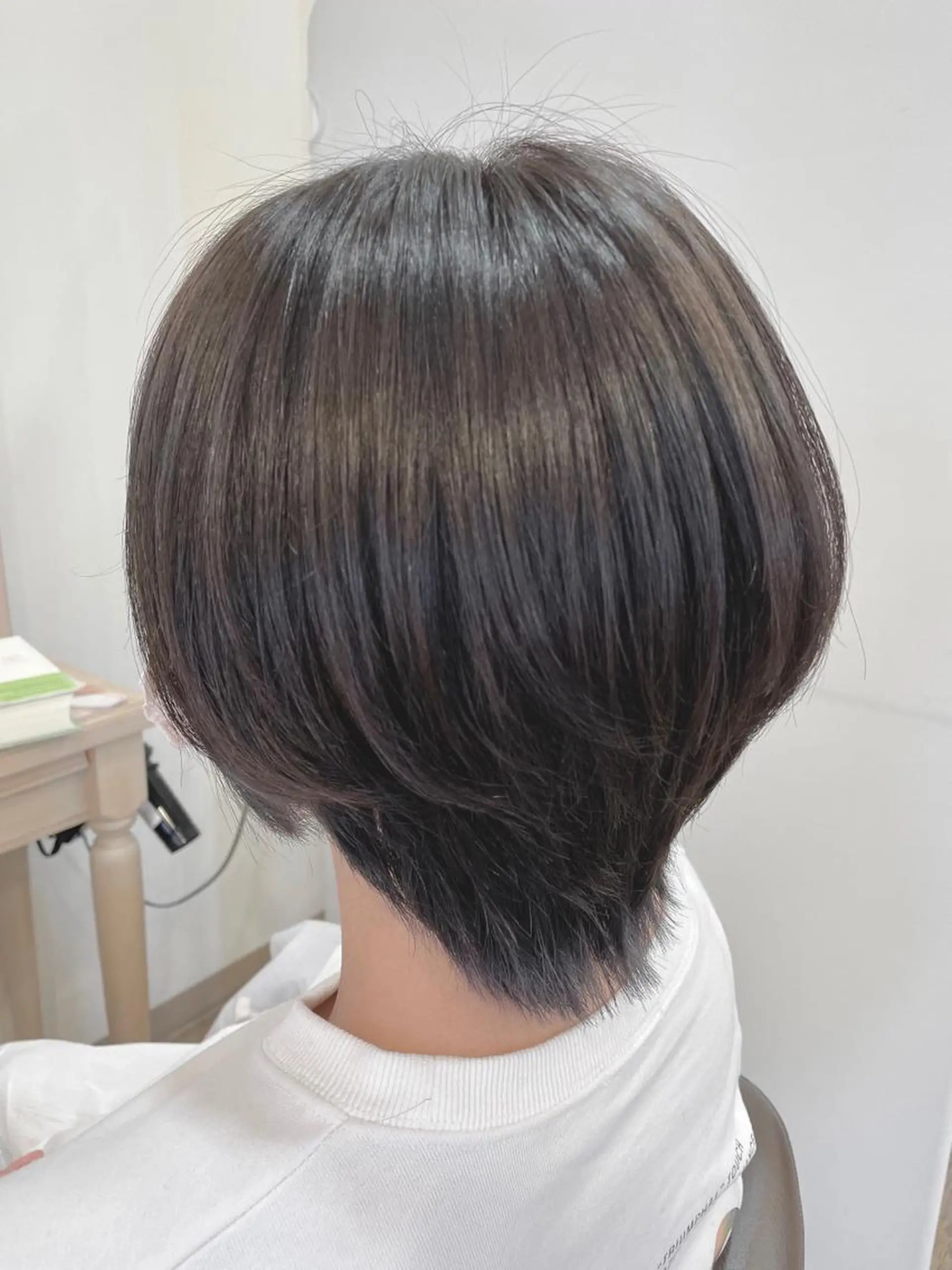 ショート カラー グレージュ イルミナカラー インナーカラー メンズパーマ🌀/ 中村郁未のヘアスタイル