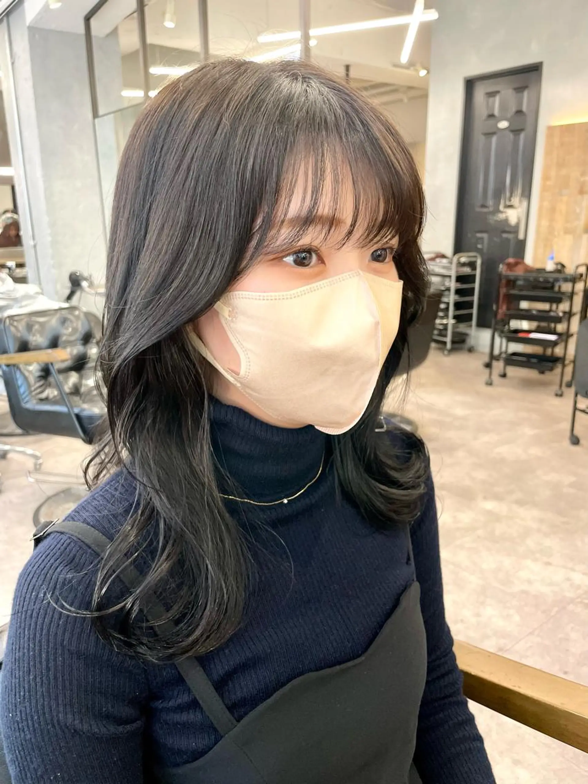 ミディアム カラー カット ヘアカラー トリートメント 色気レイヤー& ショートはお任せ🌟のヘアスタイル