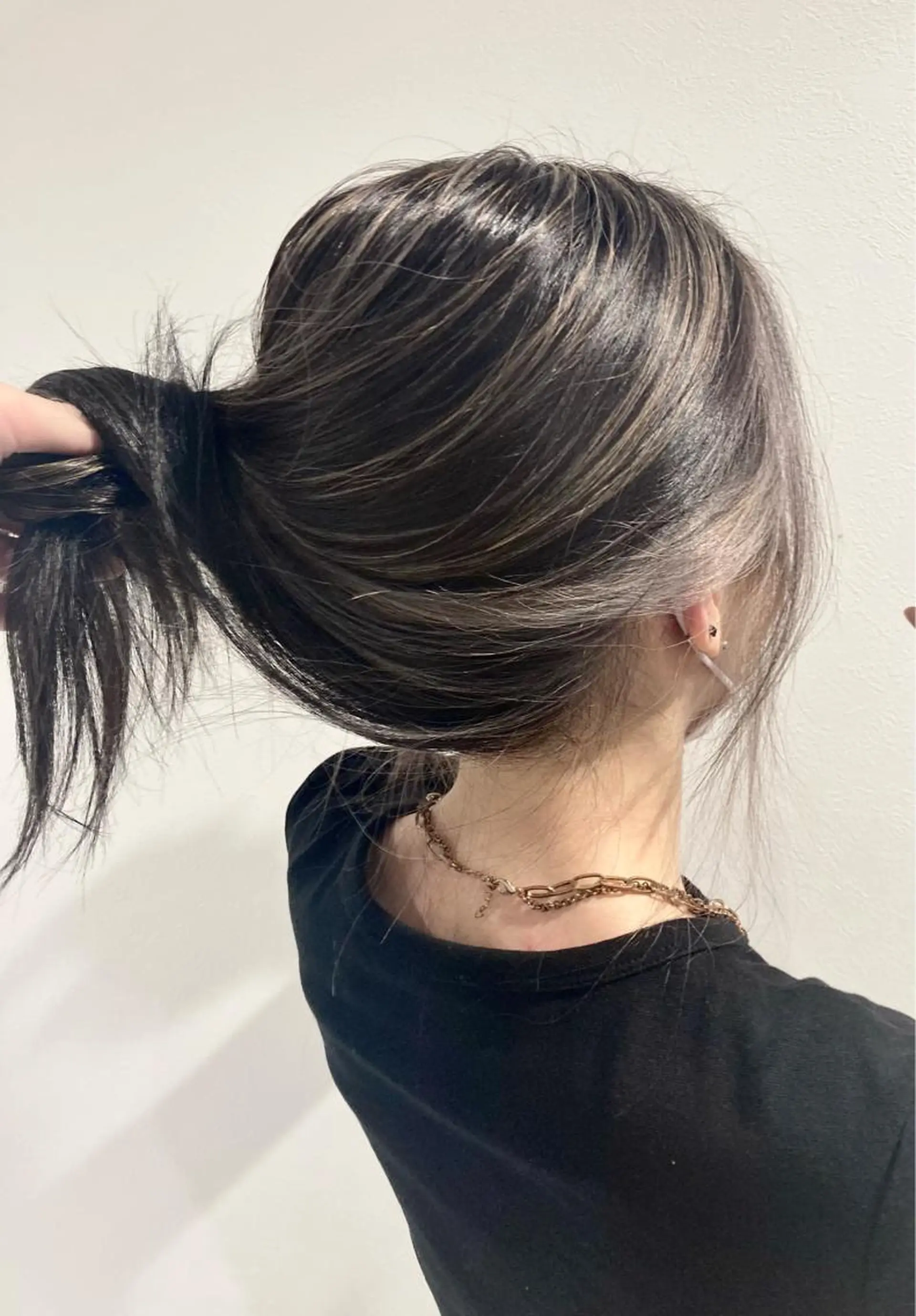 セミロング カラー ダブルカラー ハイライトカラー インナーカラー ハイライト カット ヘアカラー hair salon A 【エース】所属・🫧高鹿汰一髪質改善 /白髪ぼかし🫧のヘアスタイル