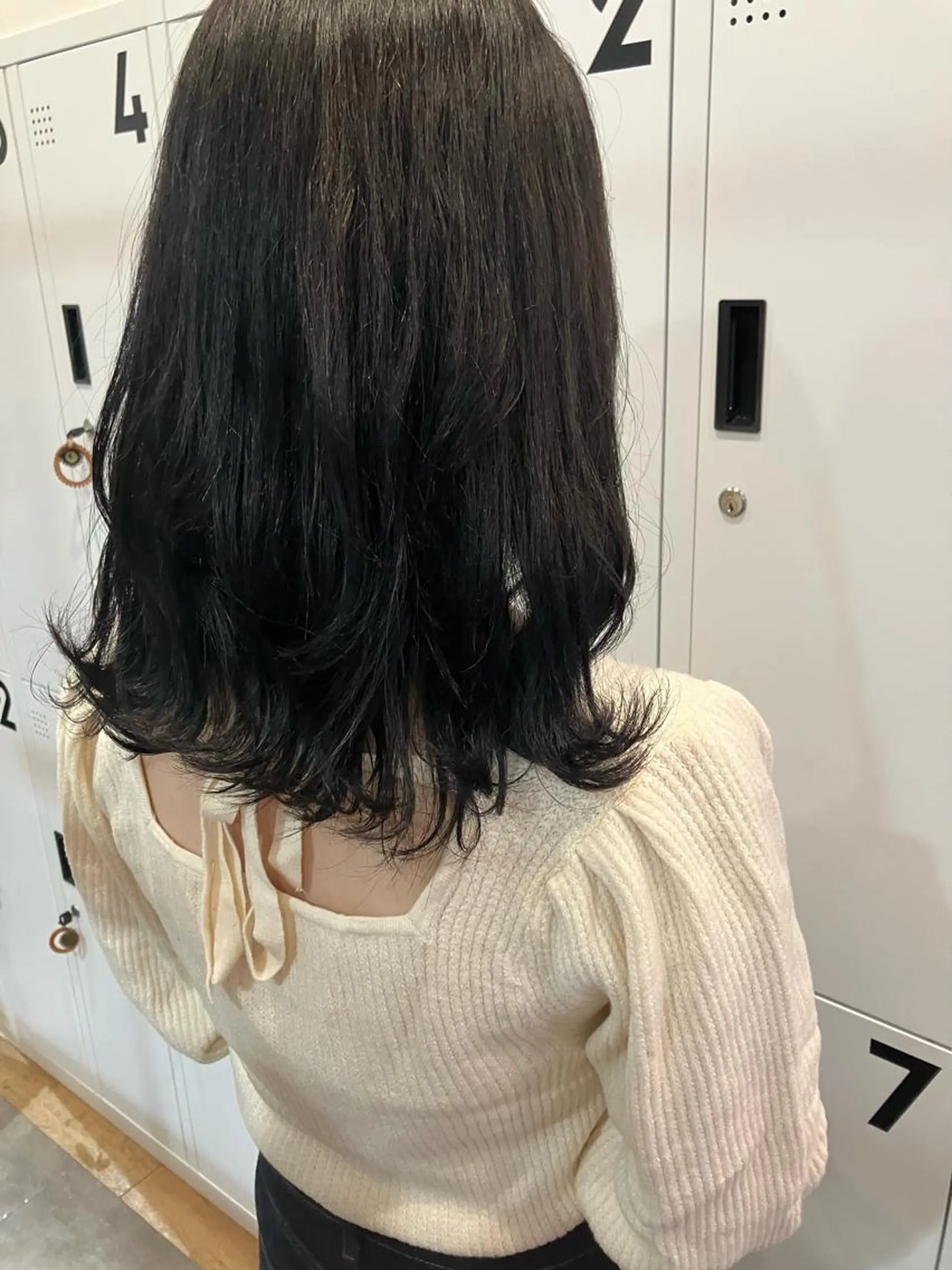 セミロング mai /attraのヘアスタイル