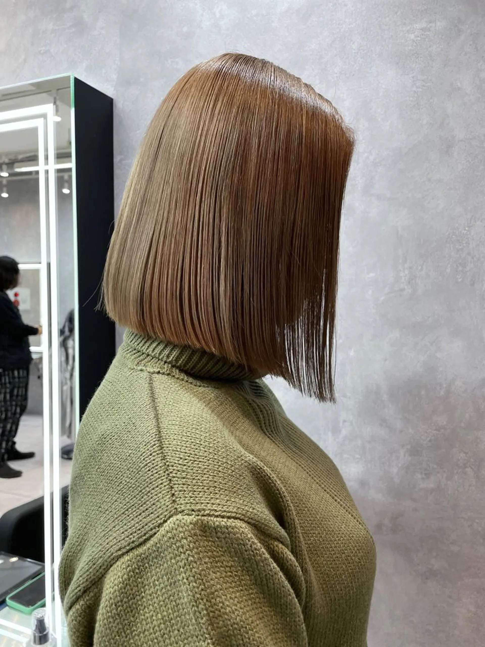 ショート カラー ベージュカラー ブリーチ ミルクティーベージュ _WHITE 天神店 YUMEKA🐻のヘアスタイル