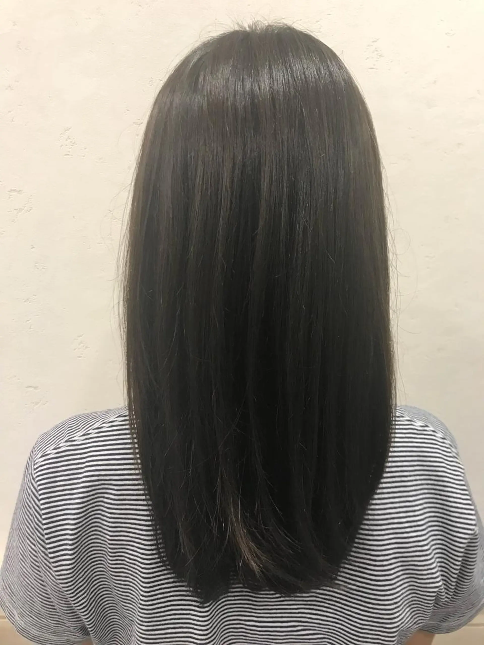 セミロング カラー ブリーチ 透明感カラー ブリーチなしカラー 【店長】 草間大輔のヘアスタイル