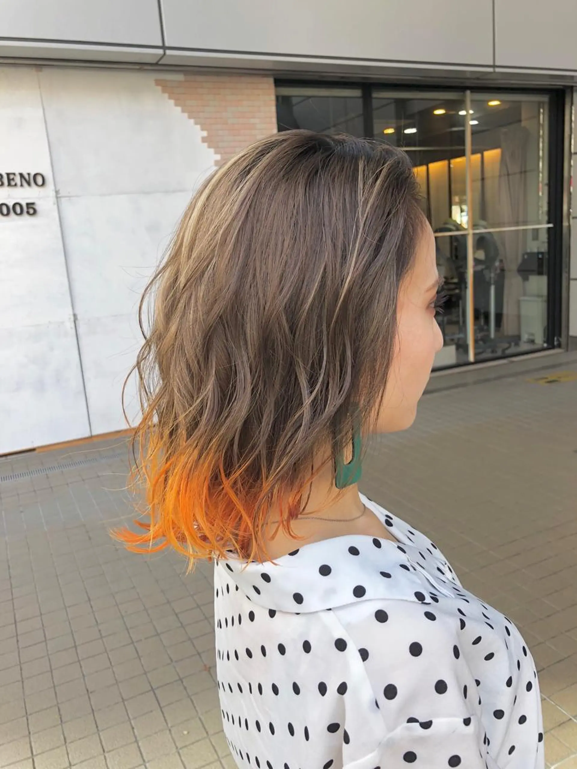 ミディアム カラー グラデーションカラー オレンジ カット ヘアカラー トリートメント SHAFT Ieiriのヘアスタイル