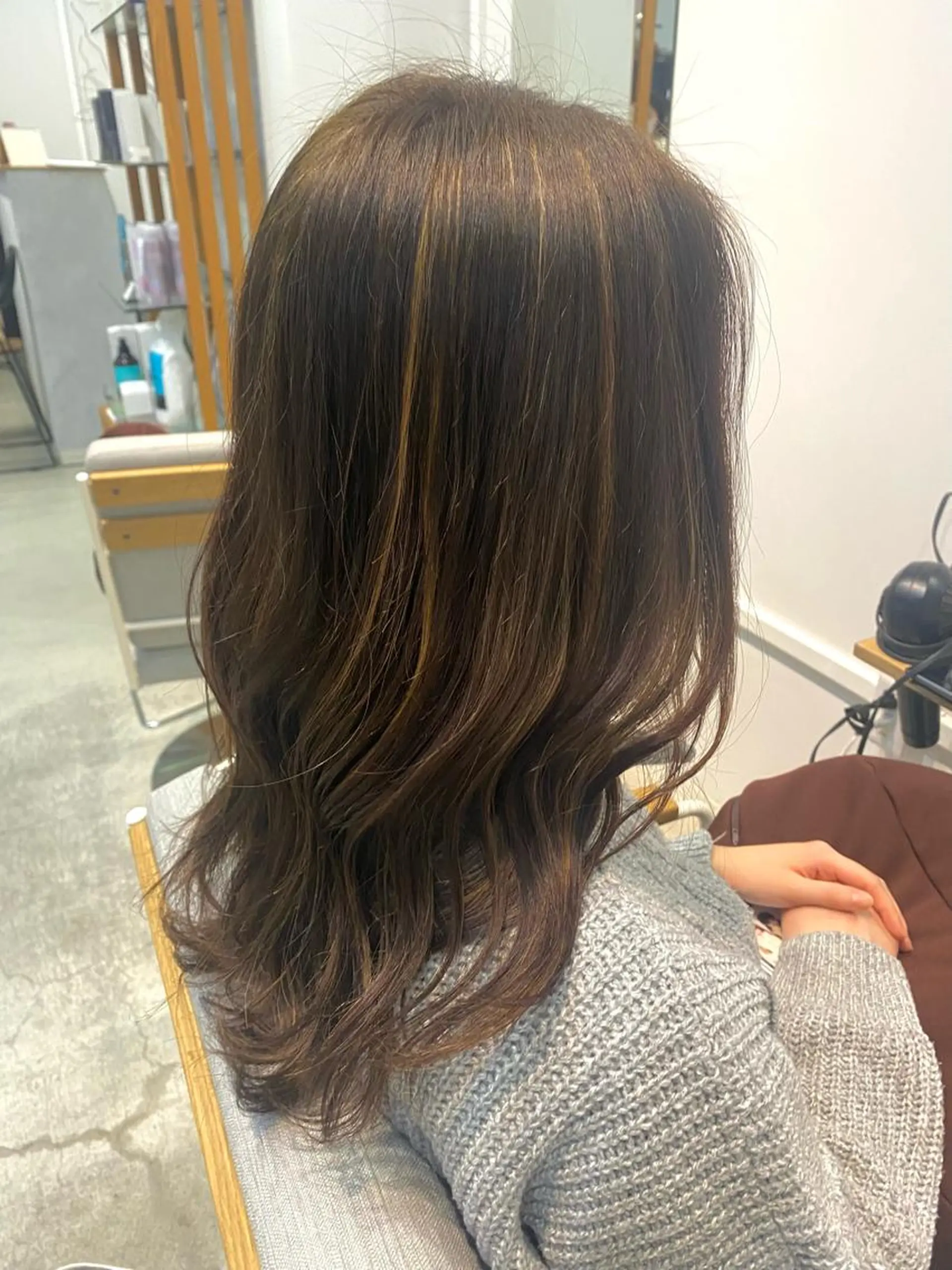 ロング Linda Hiro所属・坂下 麻梨奈のヘアスタイル