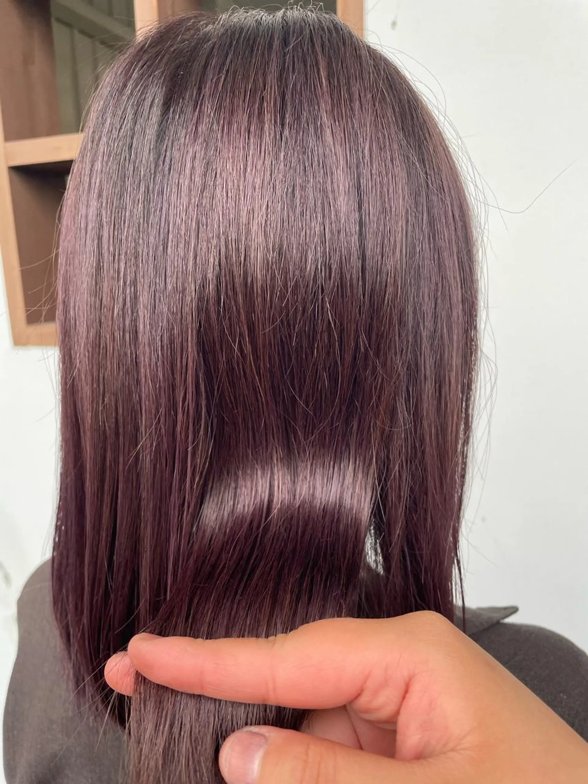 ミディアム カラー ブリーチ パープルカラー 美容室 Jフィドルファドル所属・わきた かずなのヘアスタイル