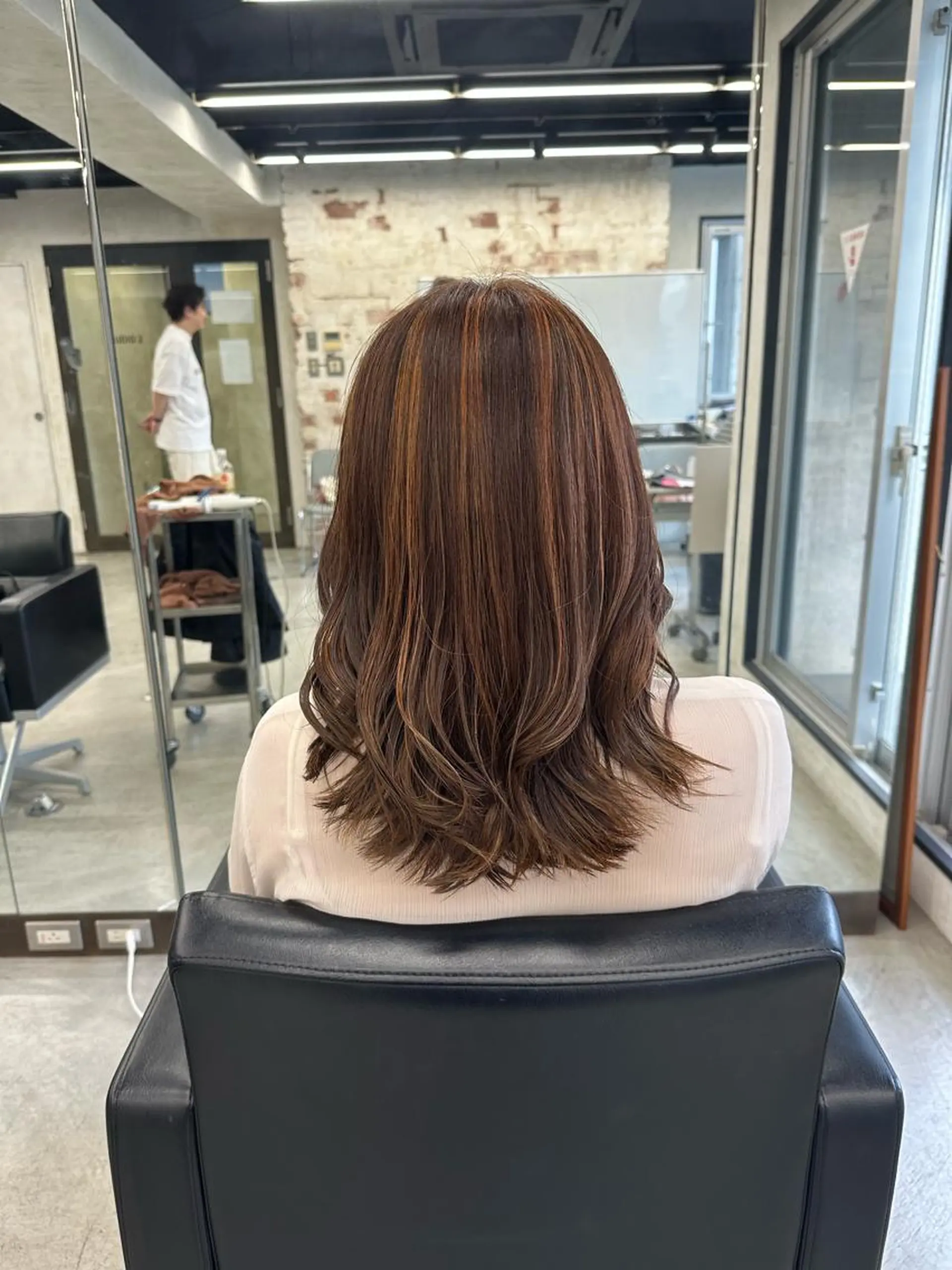 ロング ハイライト ヘアカラー 🩵透明感/高発色 /難波/北原佑記🌸のヘアスタイル