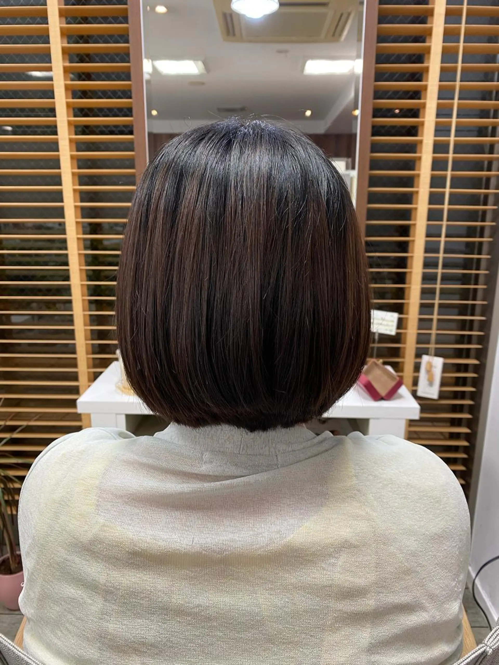 ミディアム ボブ Aloa登戸所属・武田 学のヘアスタイル