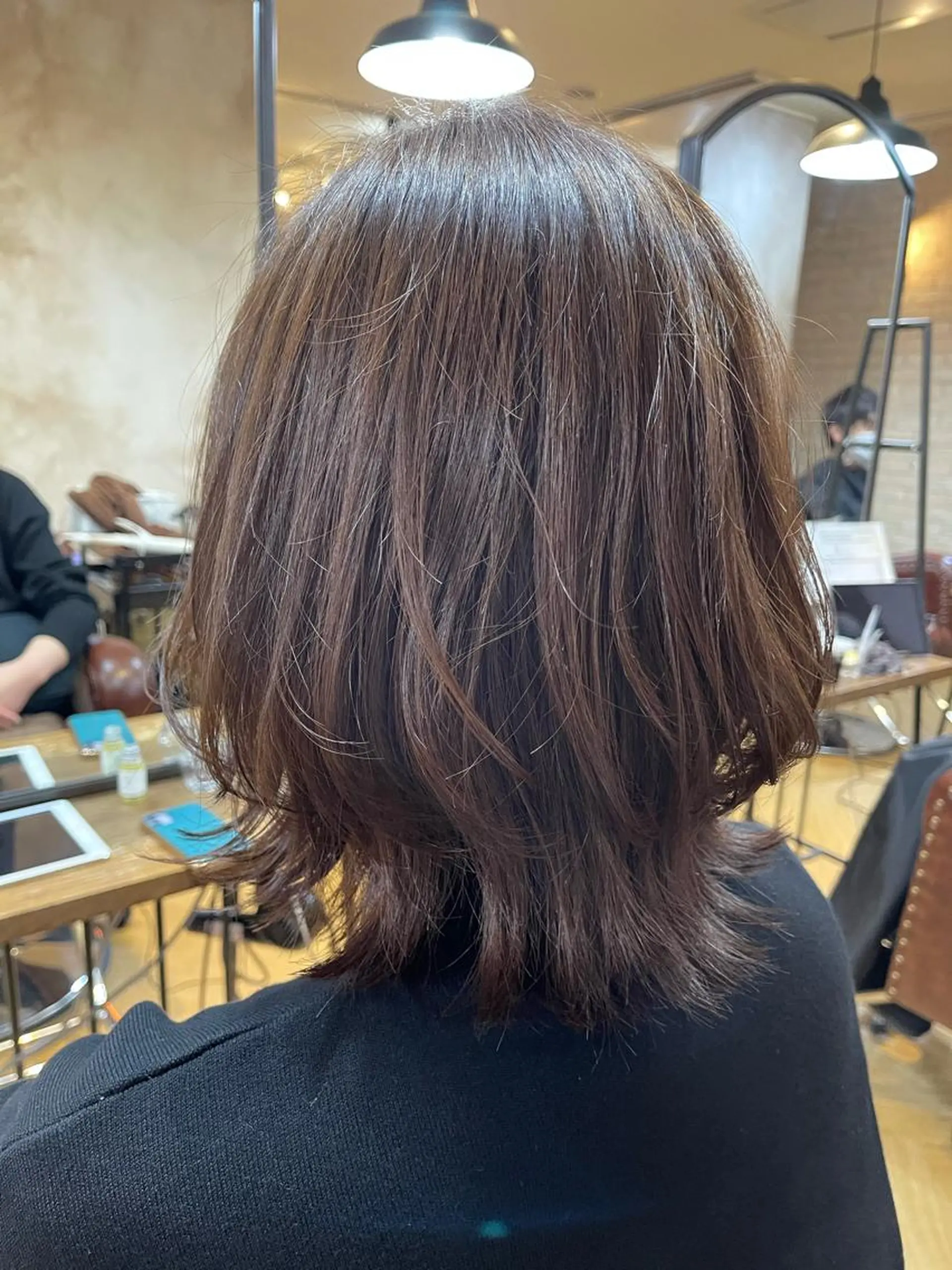 ミディアム くびれヘア ウルフカット カット ヘアカラー トリートメント antica YOSHIのヘアスタイル