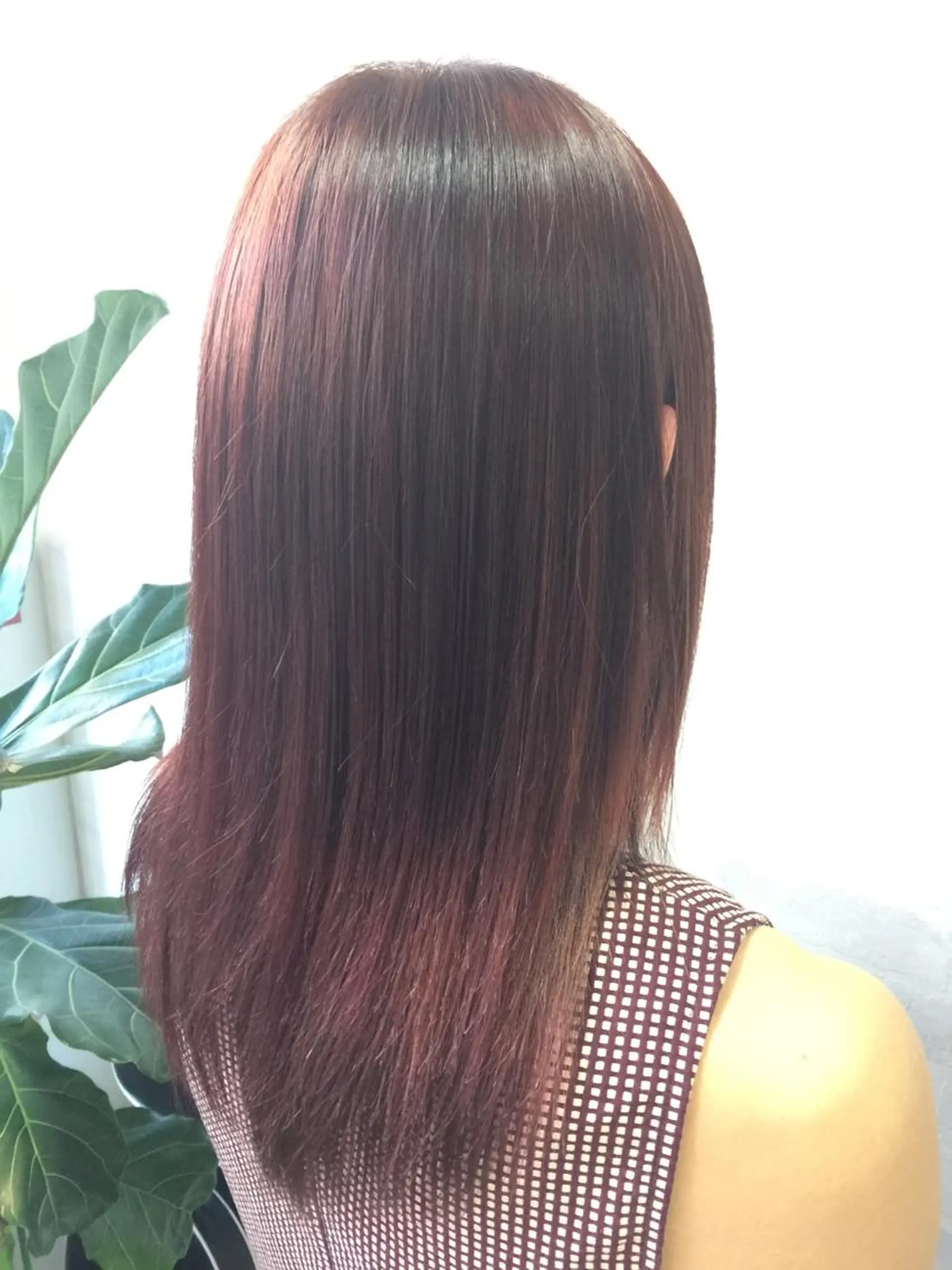 カラー イルミナカラー ピンクカラー 💜ツヤヘアケア🩷 サトウシュンスケのヘアスタイル