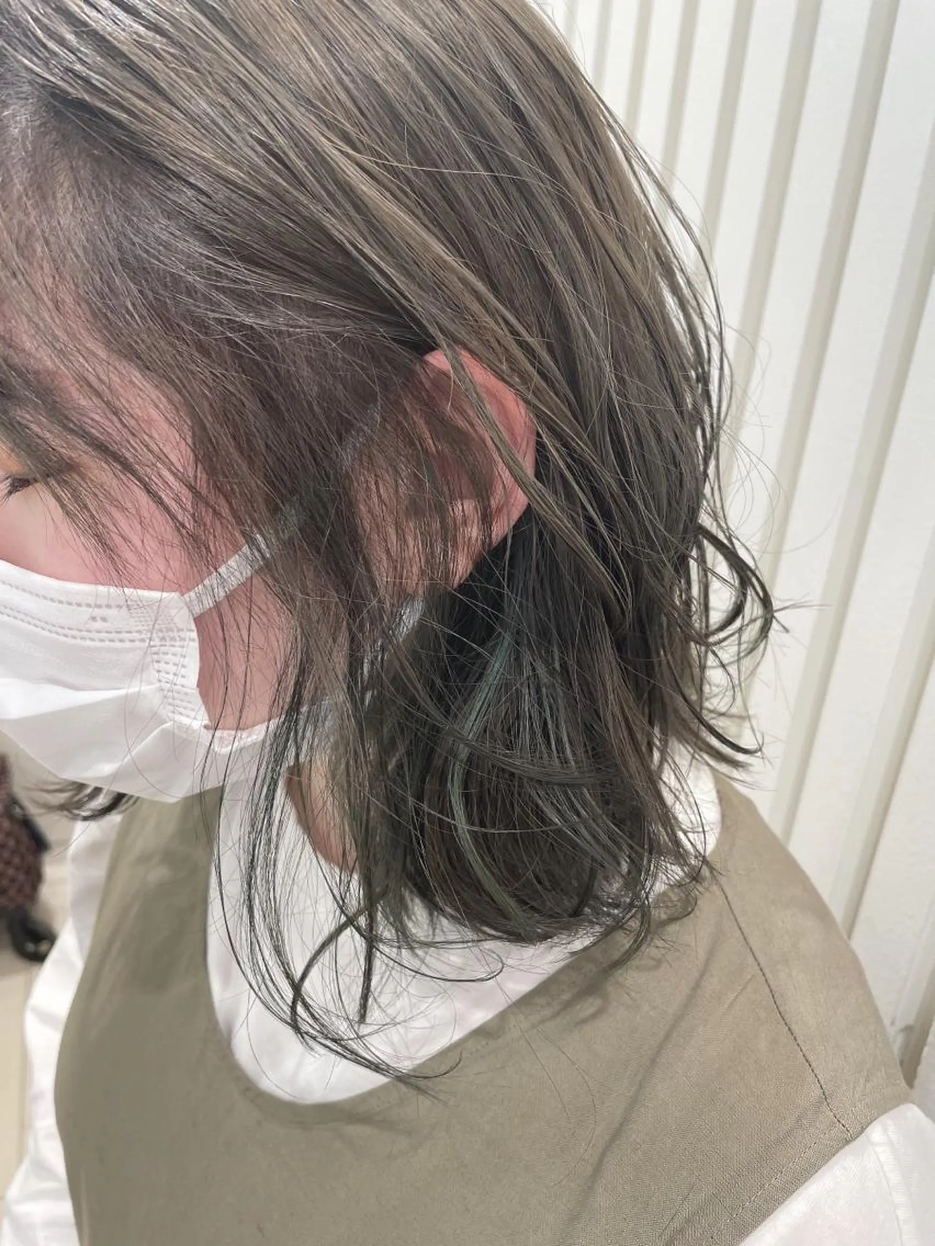 ミディアム カラー ご新規様限定クーポン あります　桂口　烈闘のヘアスタイル