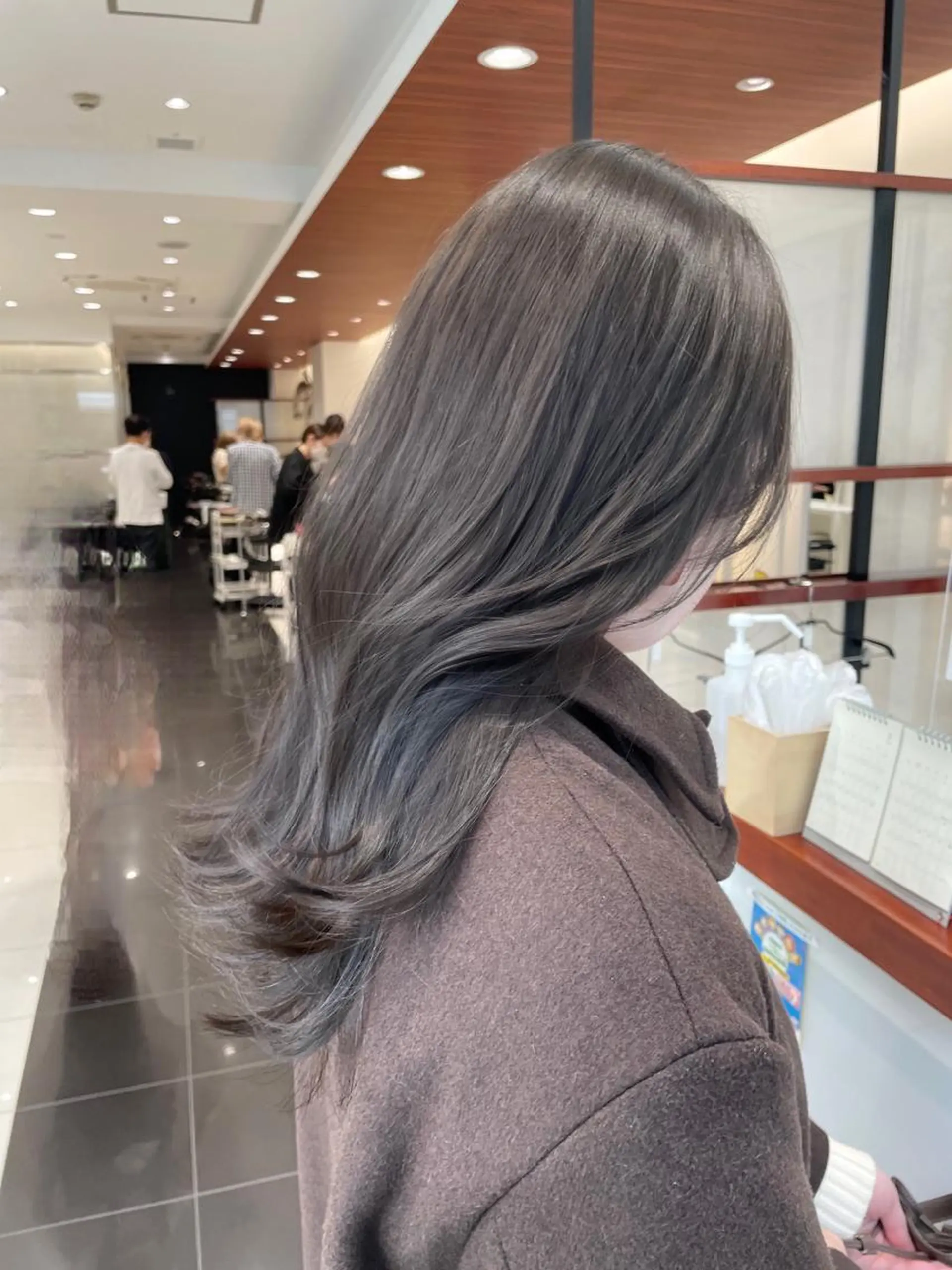 セミロング カラー グレージュ カット ヘアカラー トリートメント ヘッドスパ BiBi    武田 あやのヘアスタイル