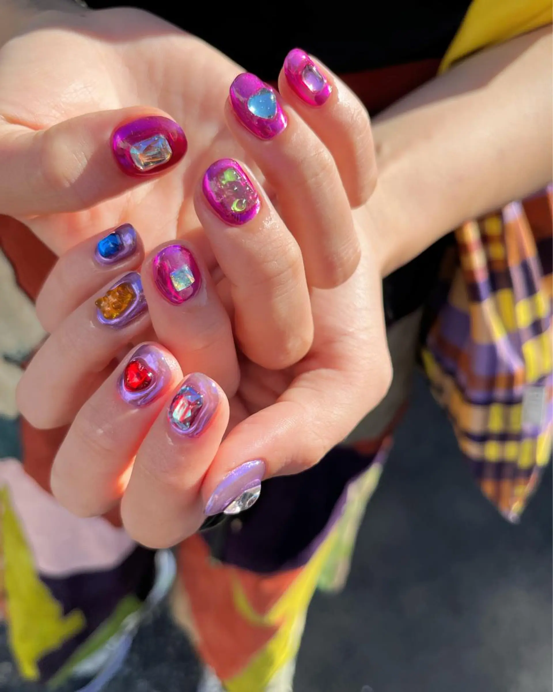 ネイル ミラーネイル 🌼大西洋子 laughl🌼のネイルデザイン