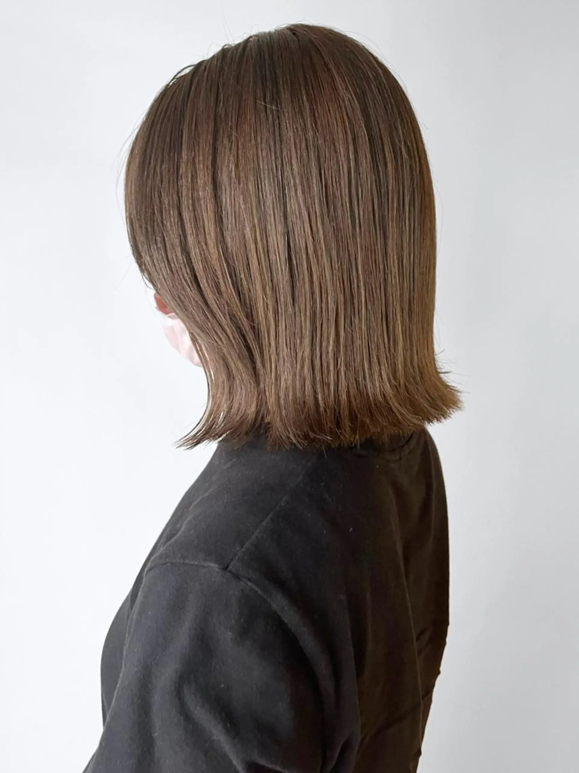 ミディアム パーマ カラー ヘアアレンジ グレージュ ボブ 外ハネヘア ITbyALBUM 八王子店のヘアスタイル