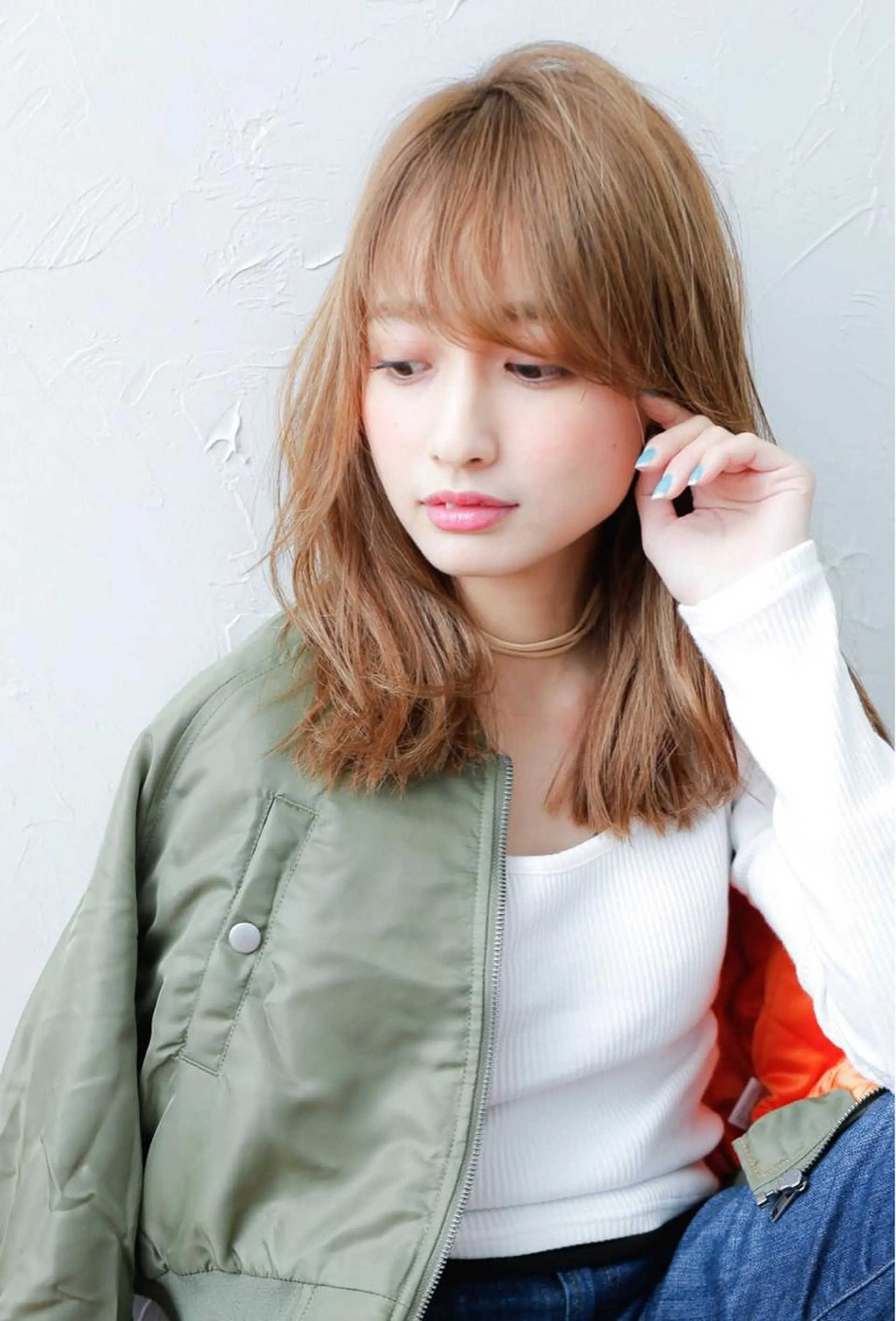 セミロング カラー ハイトーンカラー AI 高田馬場店のヘアスタイル