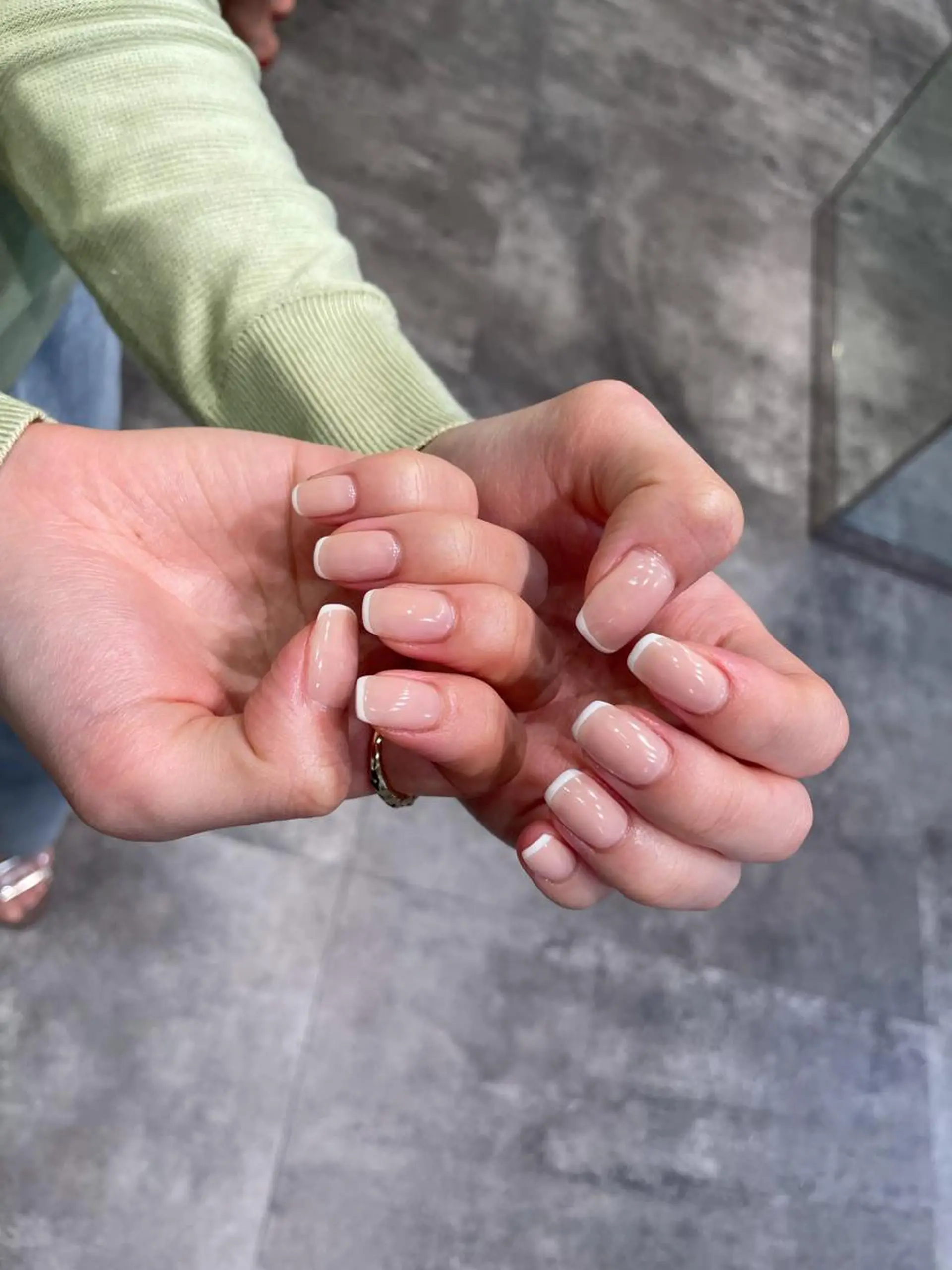 ネイル フレンチネイル Classy【クラッシー】所属・Classy: Mizukiのネイルデザイン