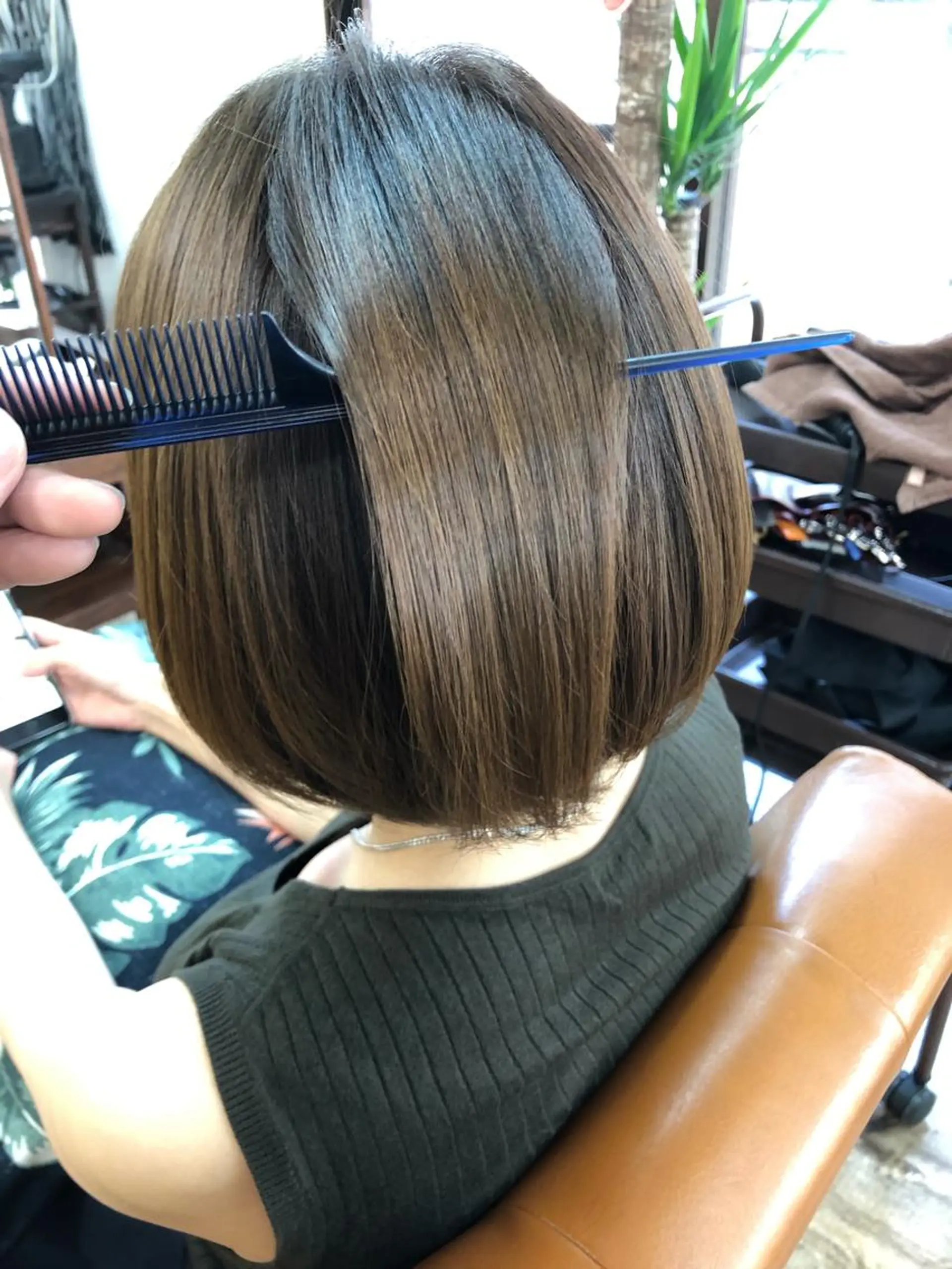 ミディアム カット ヘアカラー トリートメント 髪質改善ayame 横山諒のヘアスタイル
