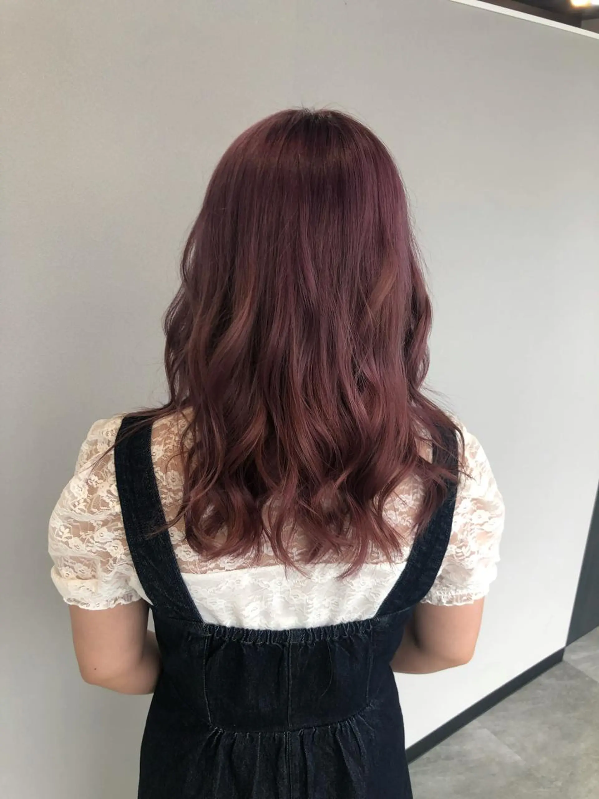 カラー レッドカラー _WHITE浜松店 もえかのヘアスタイル