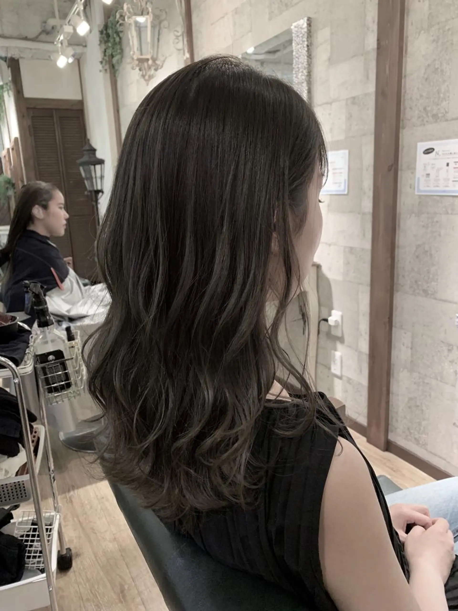 セミロング カラー アディクシーカラー アッシュ アッシュグレー アッシュグレージュ バレイヤージュ カット ヘアカラー トリートメント SALOWIN(サロウィン)広島並木通り所属・田村和範/似合わせ カラー/縮毛矯正のヘアスタイル