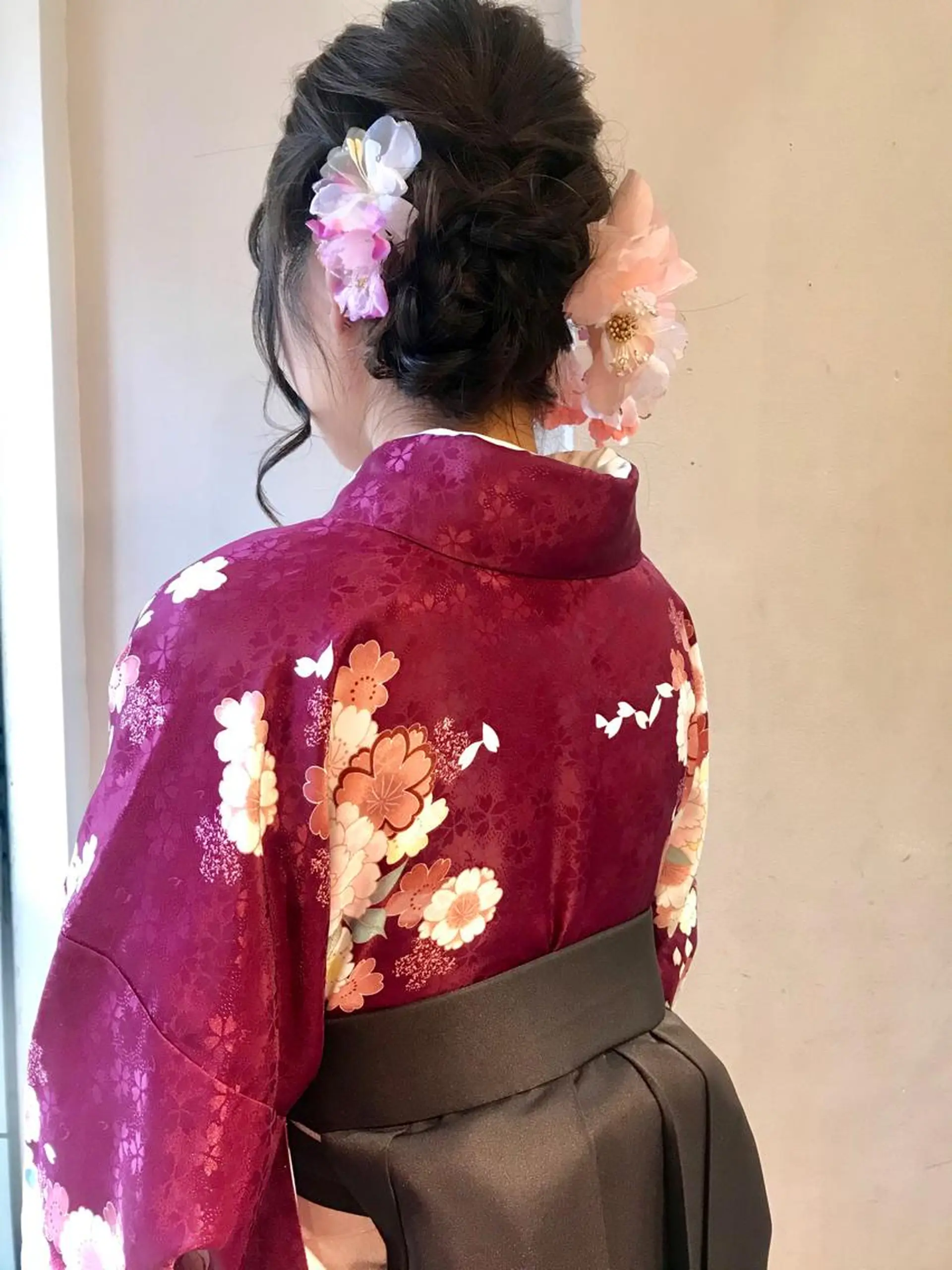 ロング ヘアアレンジ 卒業式のヘアスタイル Neolive Cava 相模大野店所属・sola: neoliveのヘアスタイル