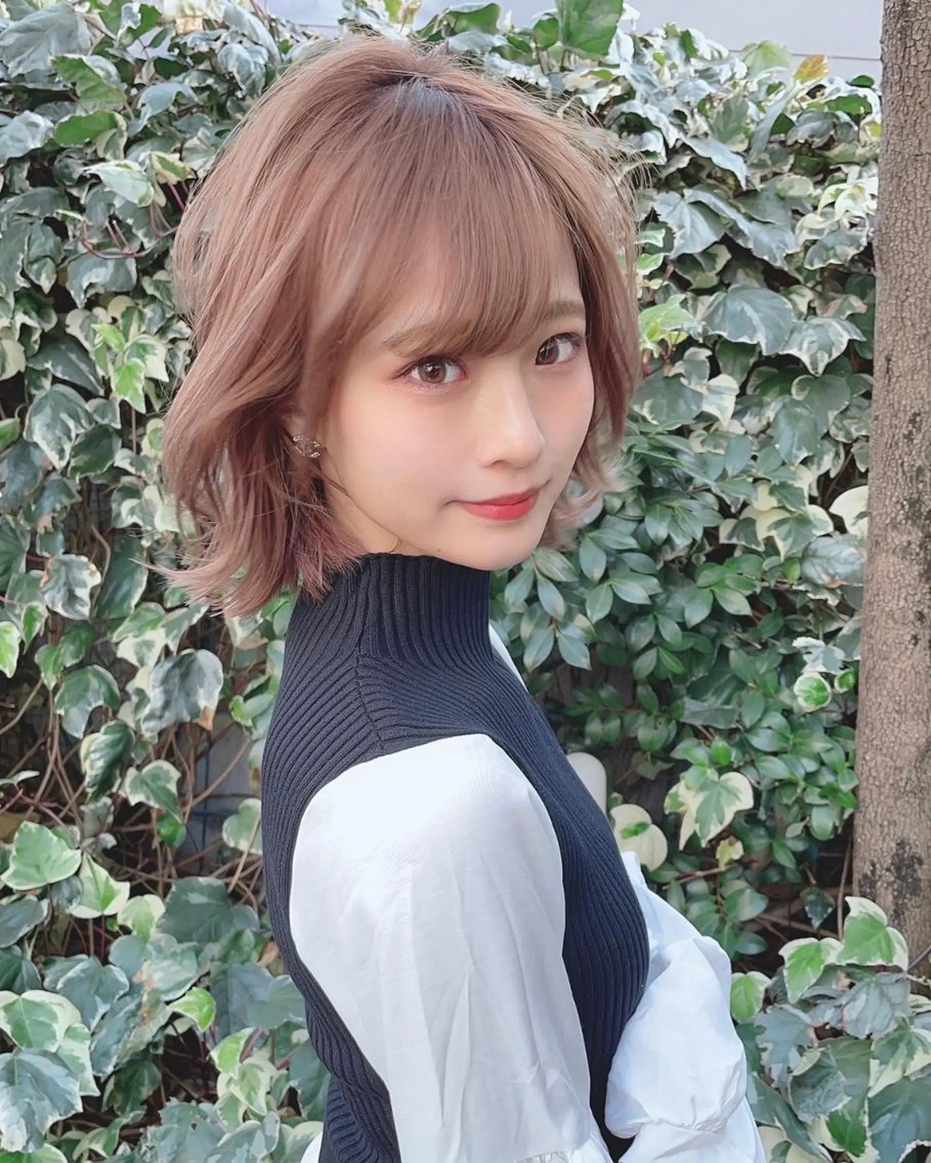 ミディアム カラー パーマ ヘアアレンジ 公式 Ease by amble luxeのヘアスタイル