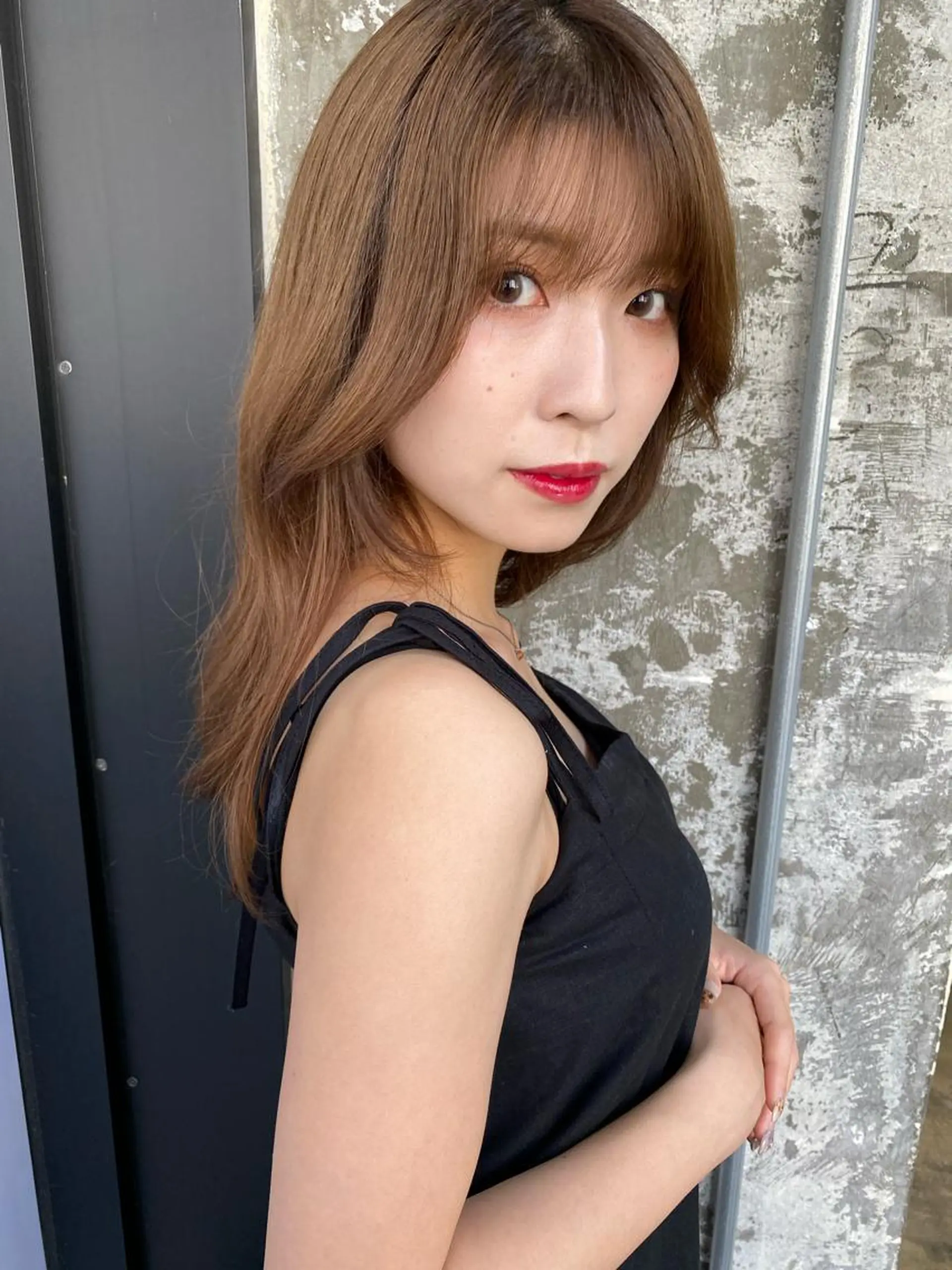 セミロング カラー ダブルカラー ハイライトカラー インナーカラー くびれヘア ハイライト カット ヘアカラー Pia hair Design Yakuin所属・Pia ツボイ ケイタのヘアスタイル