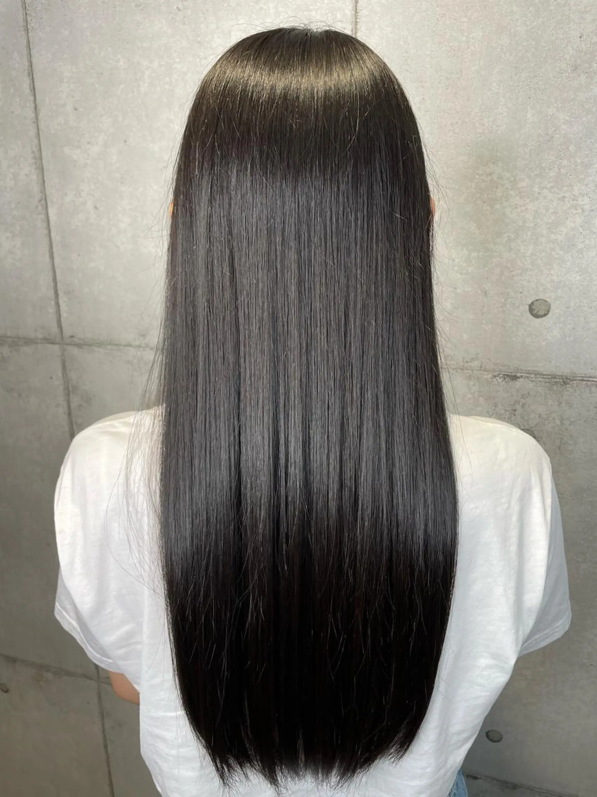 ロング ヘアカラー トリートメント newi WASHIOのヘアスタイル