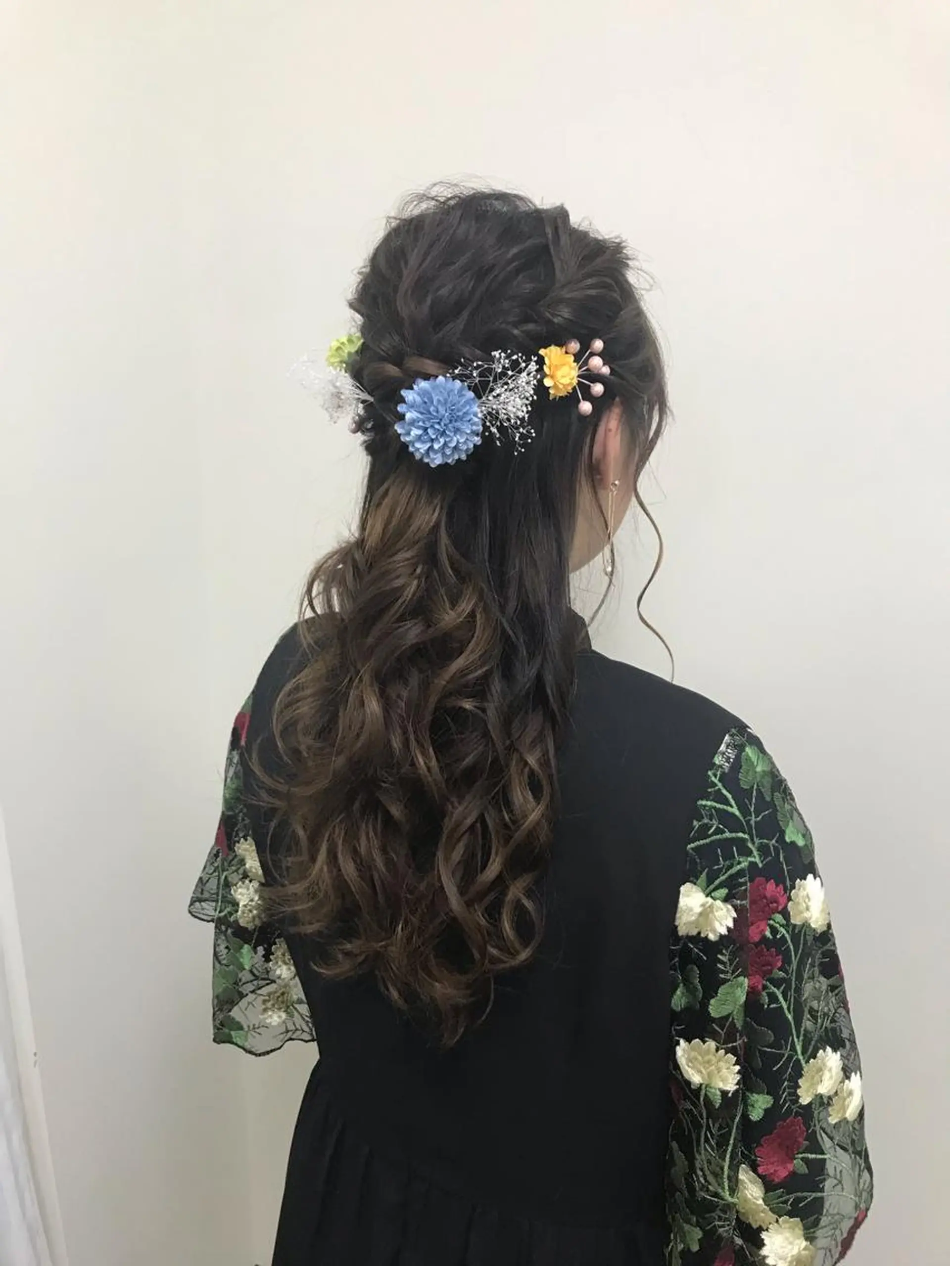 ロング ヘアアレンジ ハーフアップ ヘアセット Delight ヘアメイク着付けのヘアスタイル