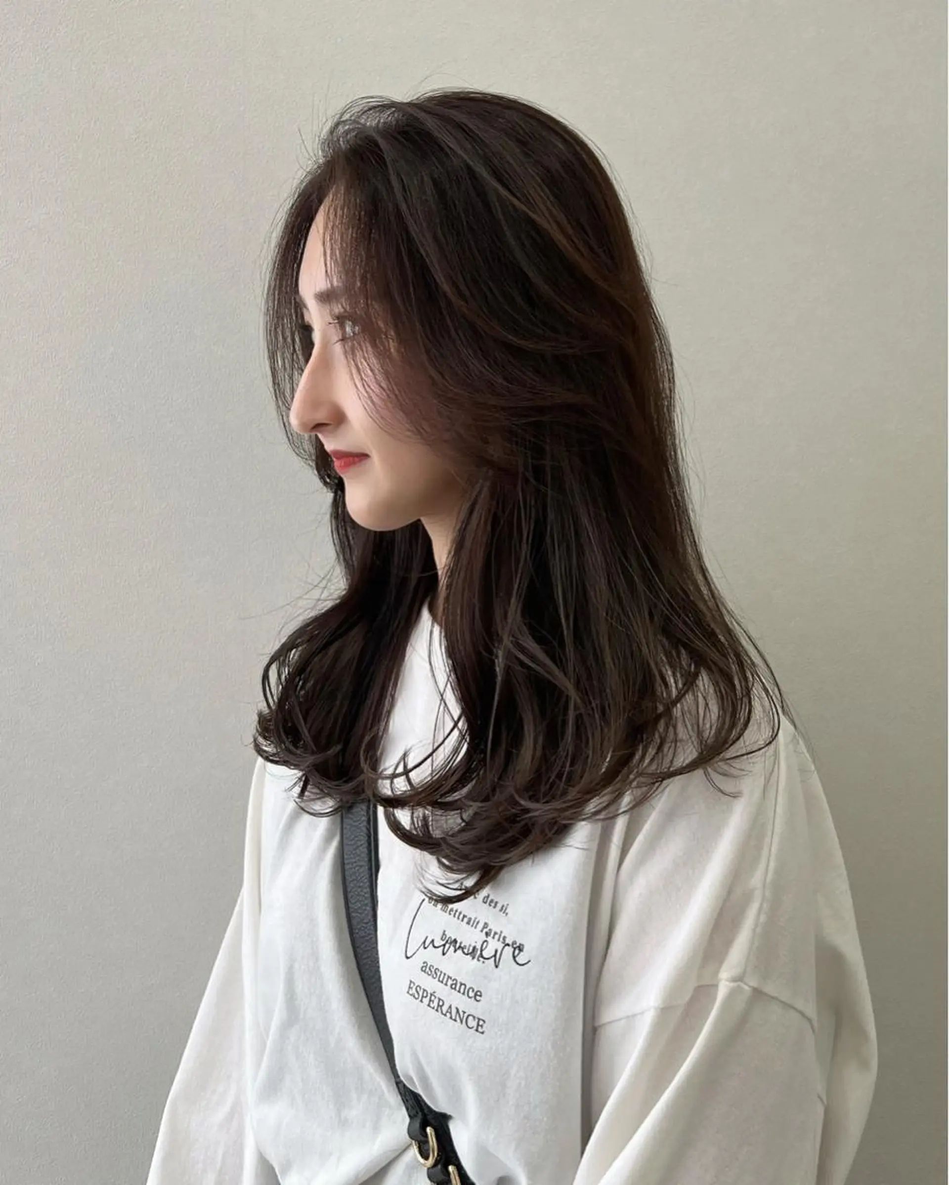 セミロング SOYON 西ゆうかのヘアスタイル