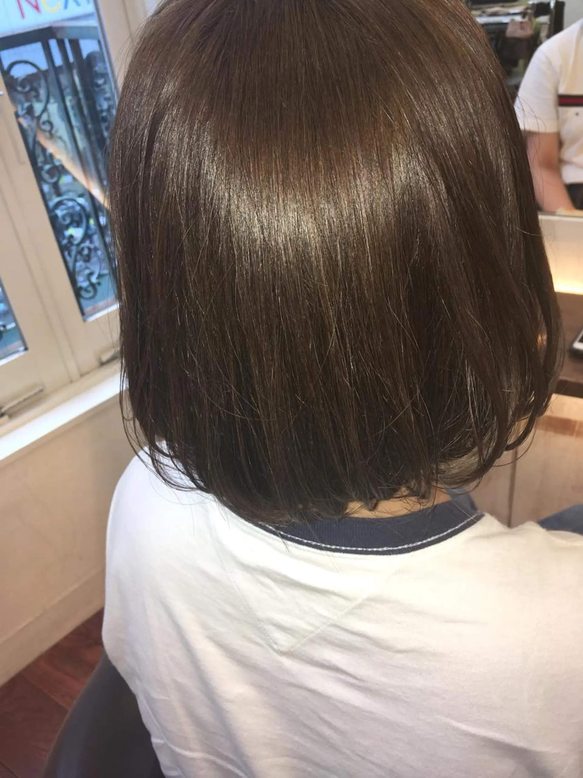 ショート カラー グレージュ Lagom なかだのヘアスタイル