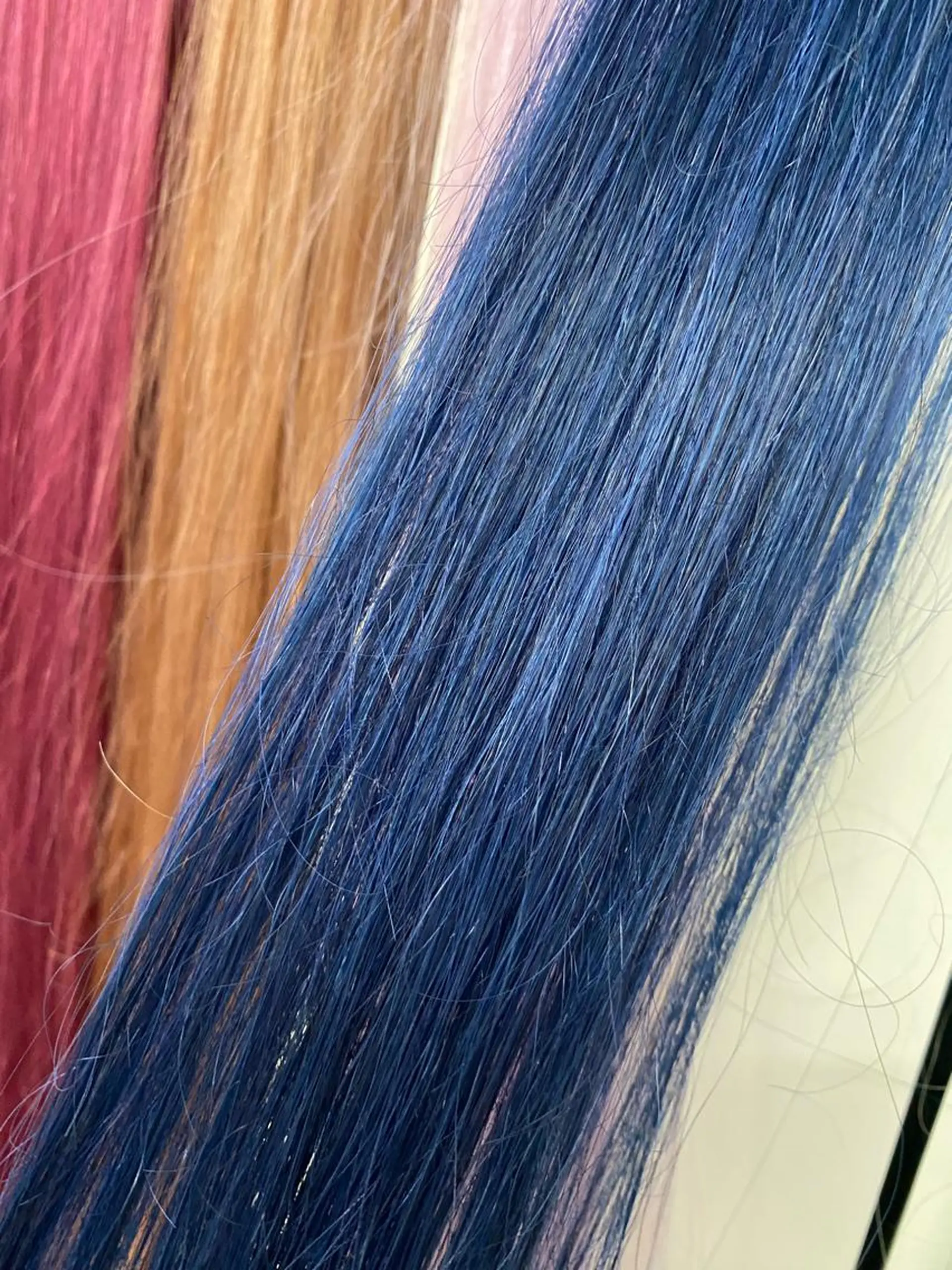 ロング ヘアアレンジ ネイル マツエク・マツパ アイブロウ KITTY 立川のネイルデザイン