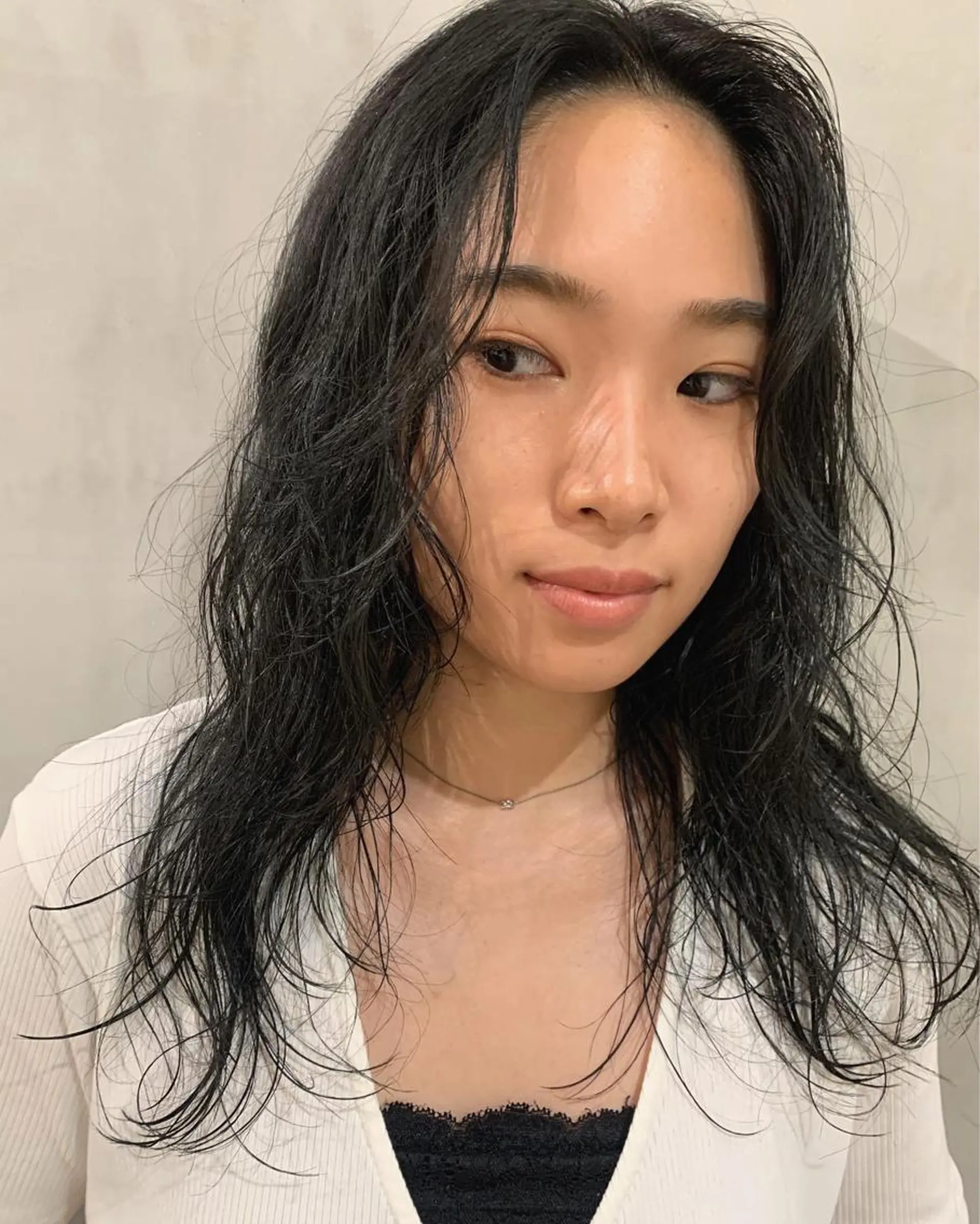 セミロング カラー パーマ カット ヘアカラー トリートメント 優 作のヘアスタイル