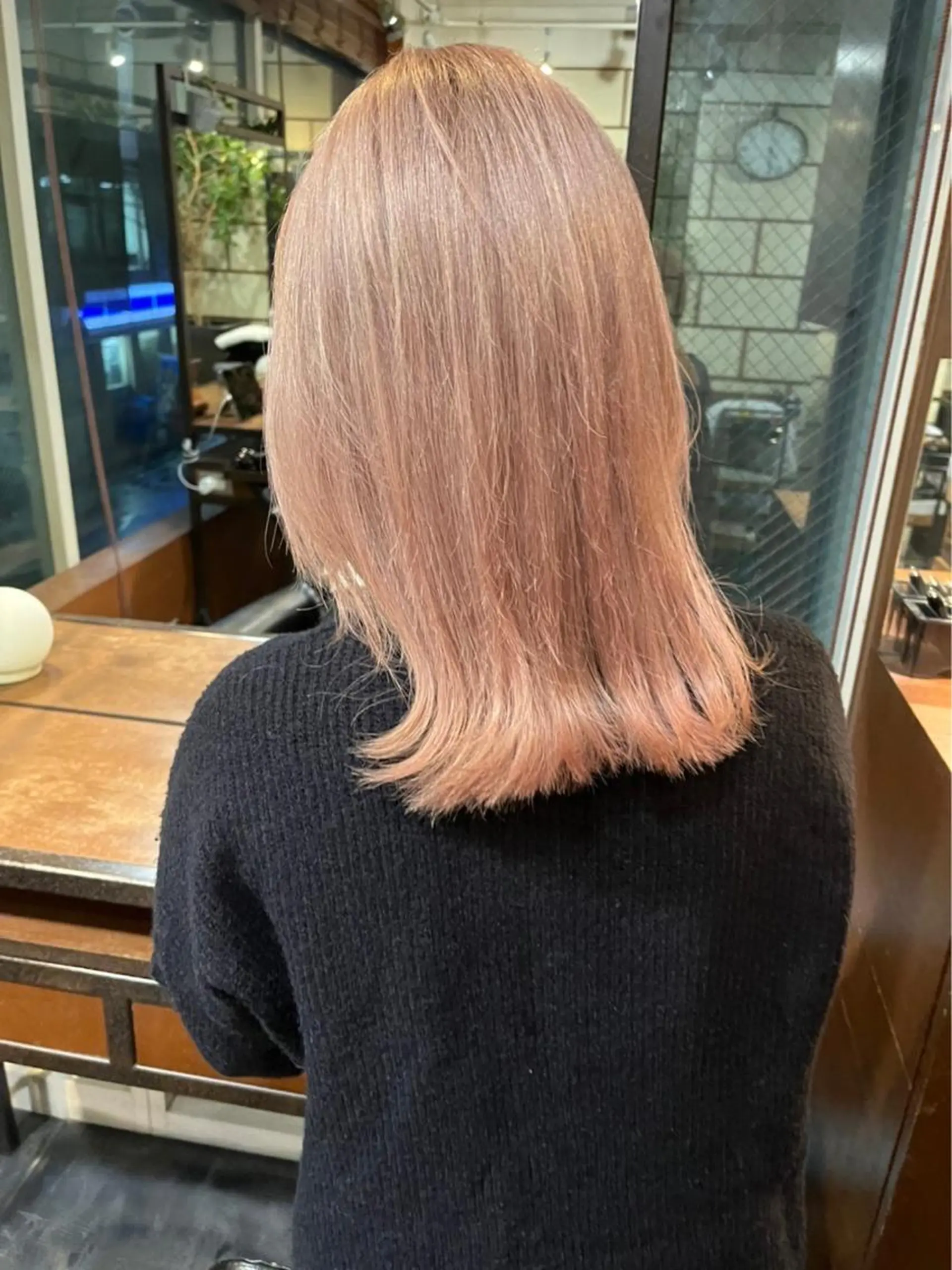 セミロング ヘアカラー 白井 雅美のヘアスタイル