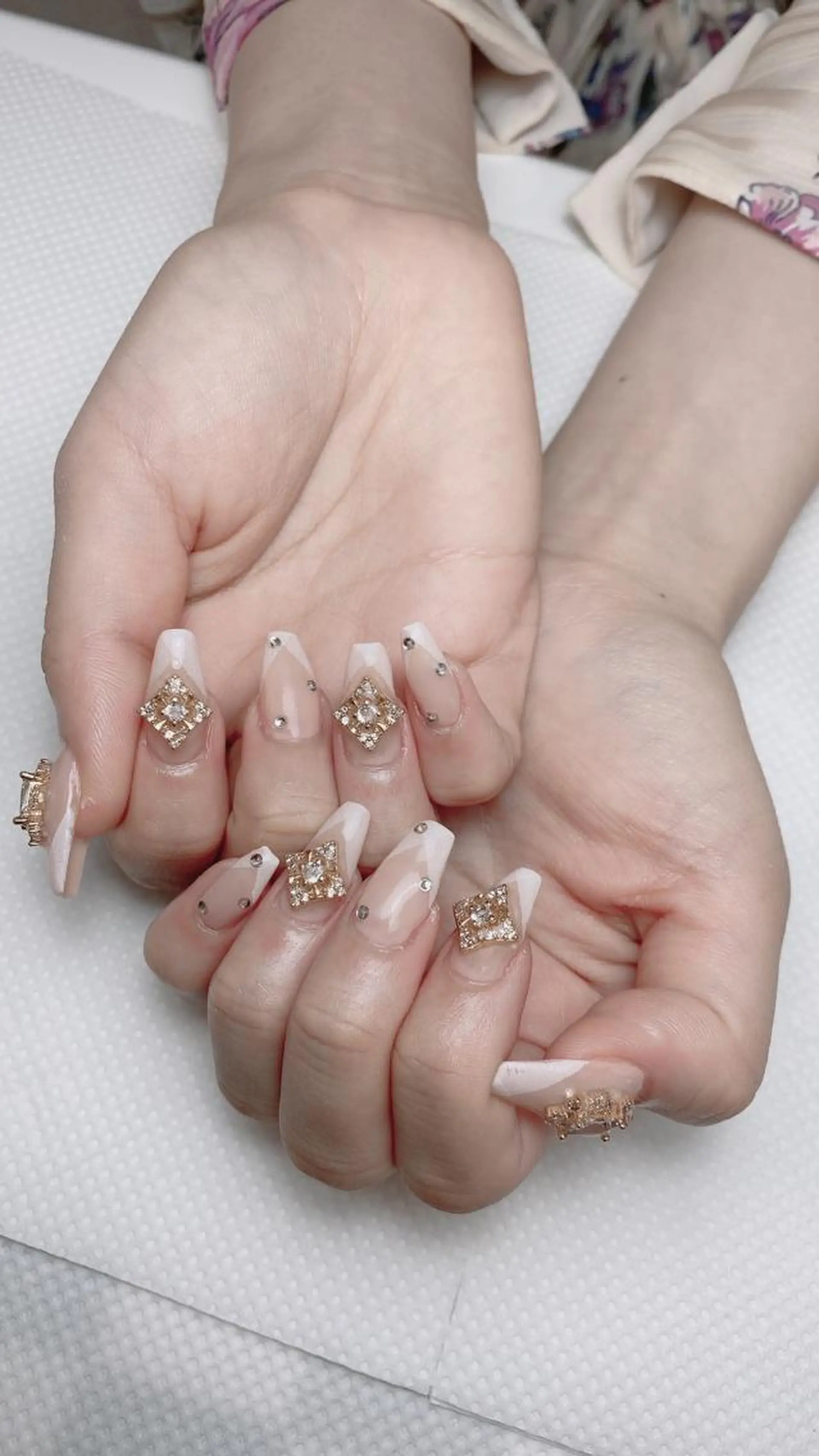 ネイル ハンドネイル オーシャン スカルプネイルサロンのネイルデザイン