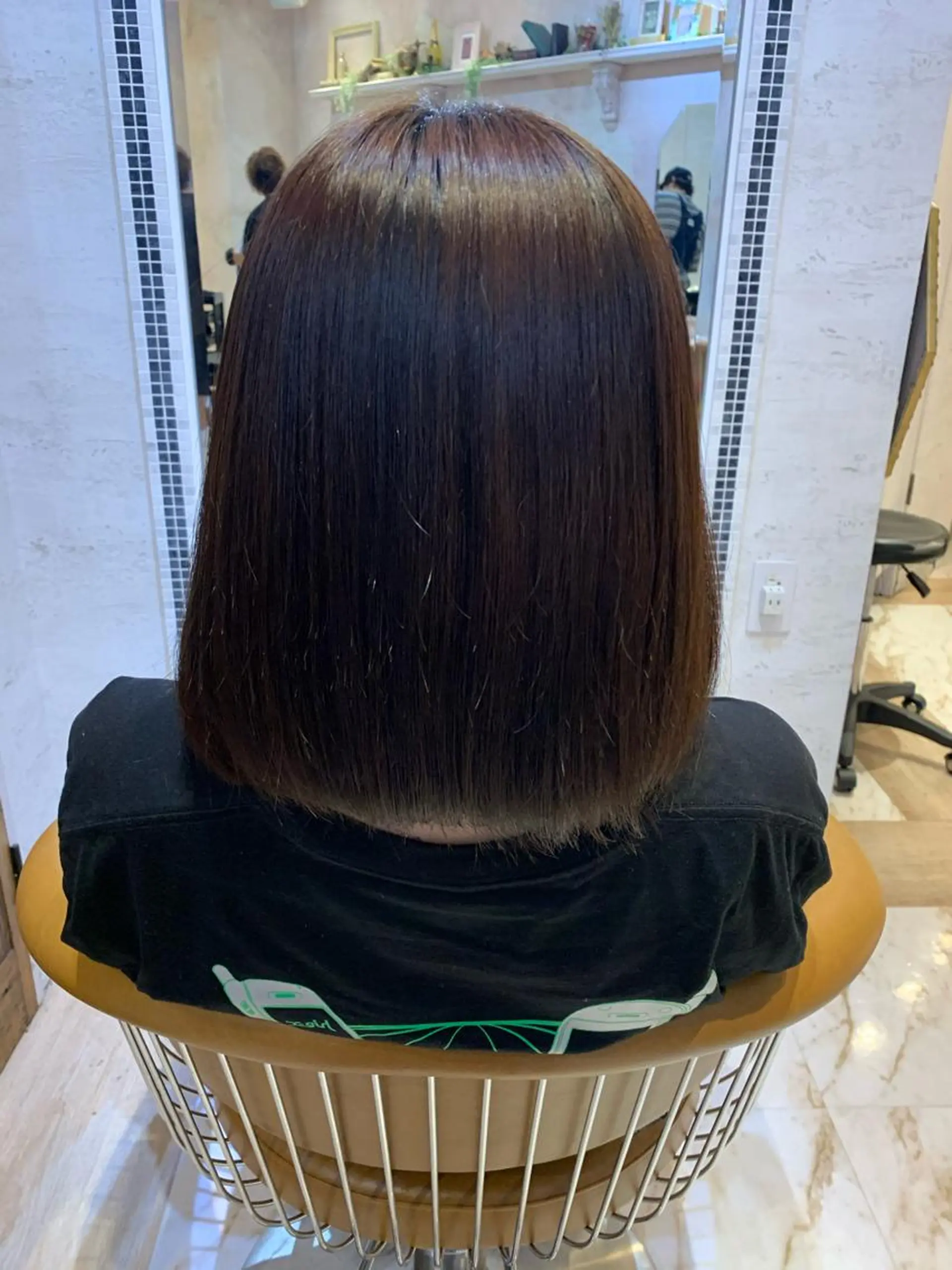 セミロング 川井麻由🎀アイドル 量産🎀ピンクカラーのヘアスタイル