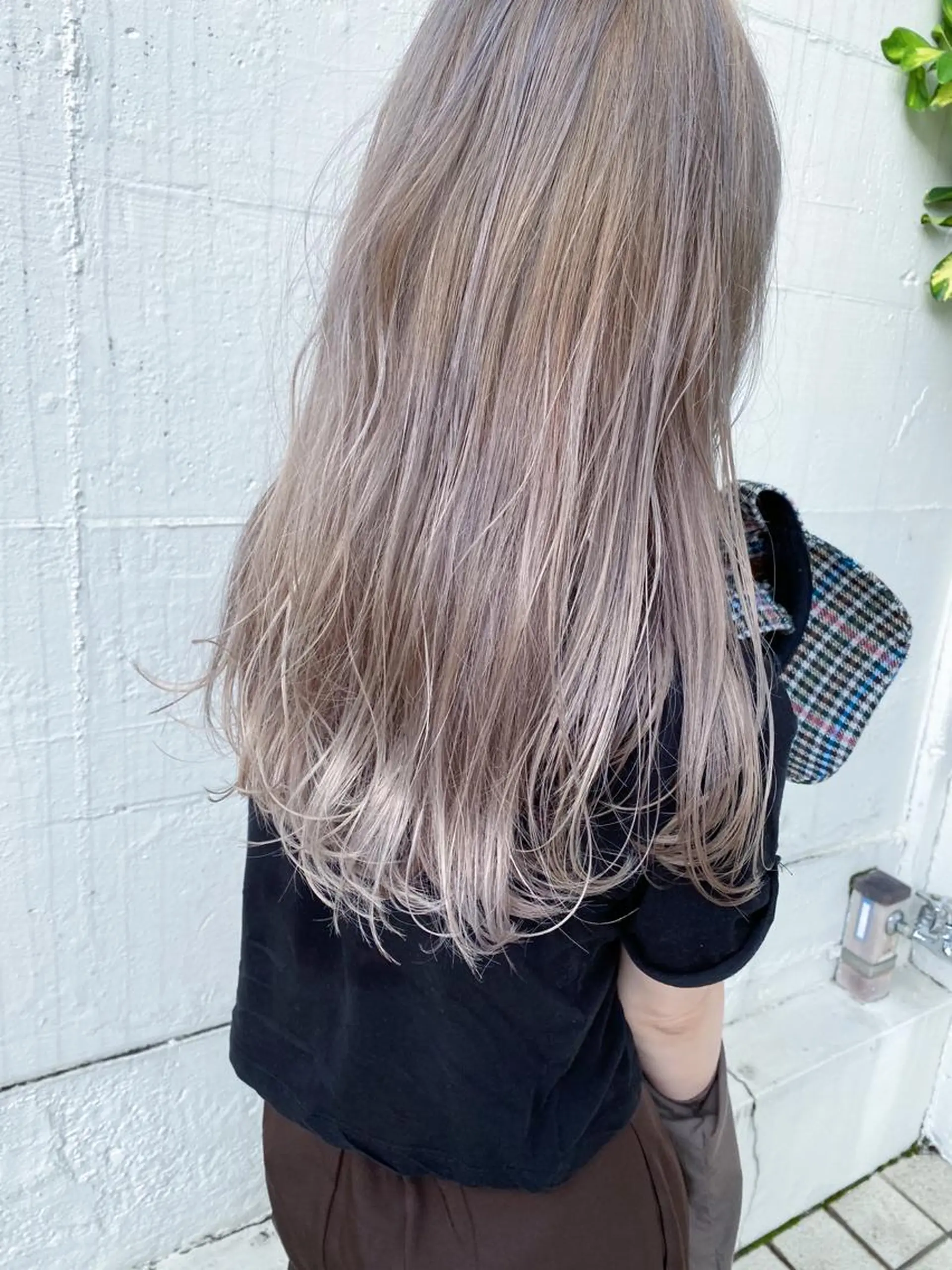 ロング カラー 艶髪ブリーチ 永井竜也のヘアスタイル