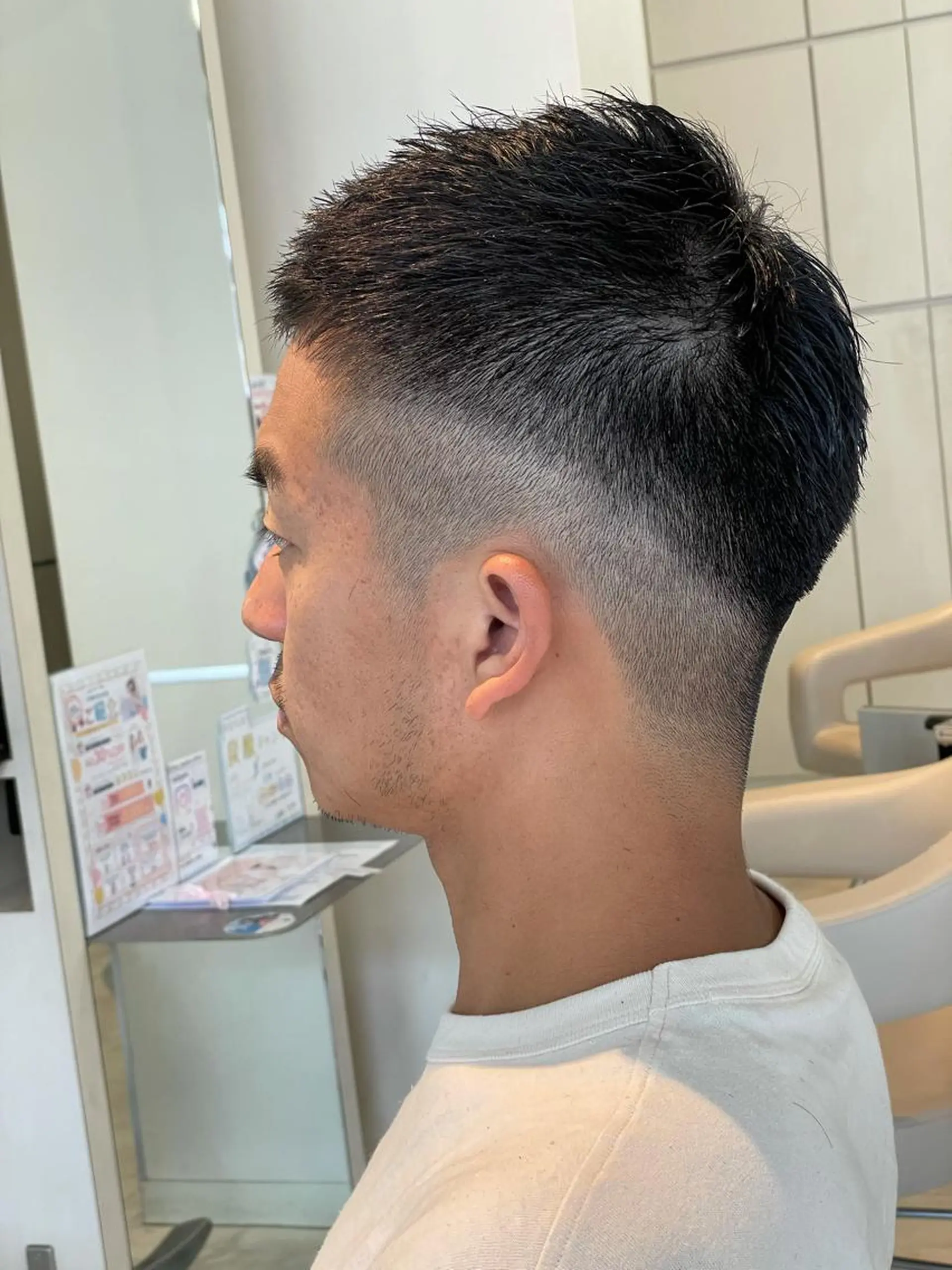 メンズ フェードカット カット 本田 卓也のヘアスタイル