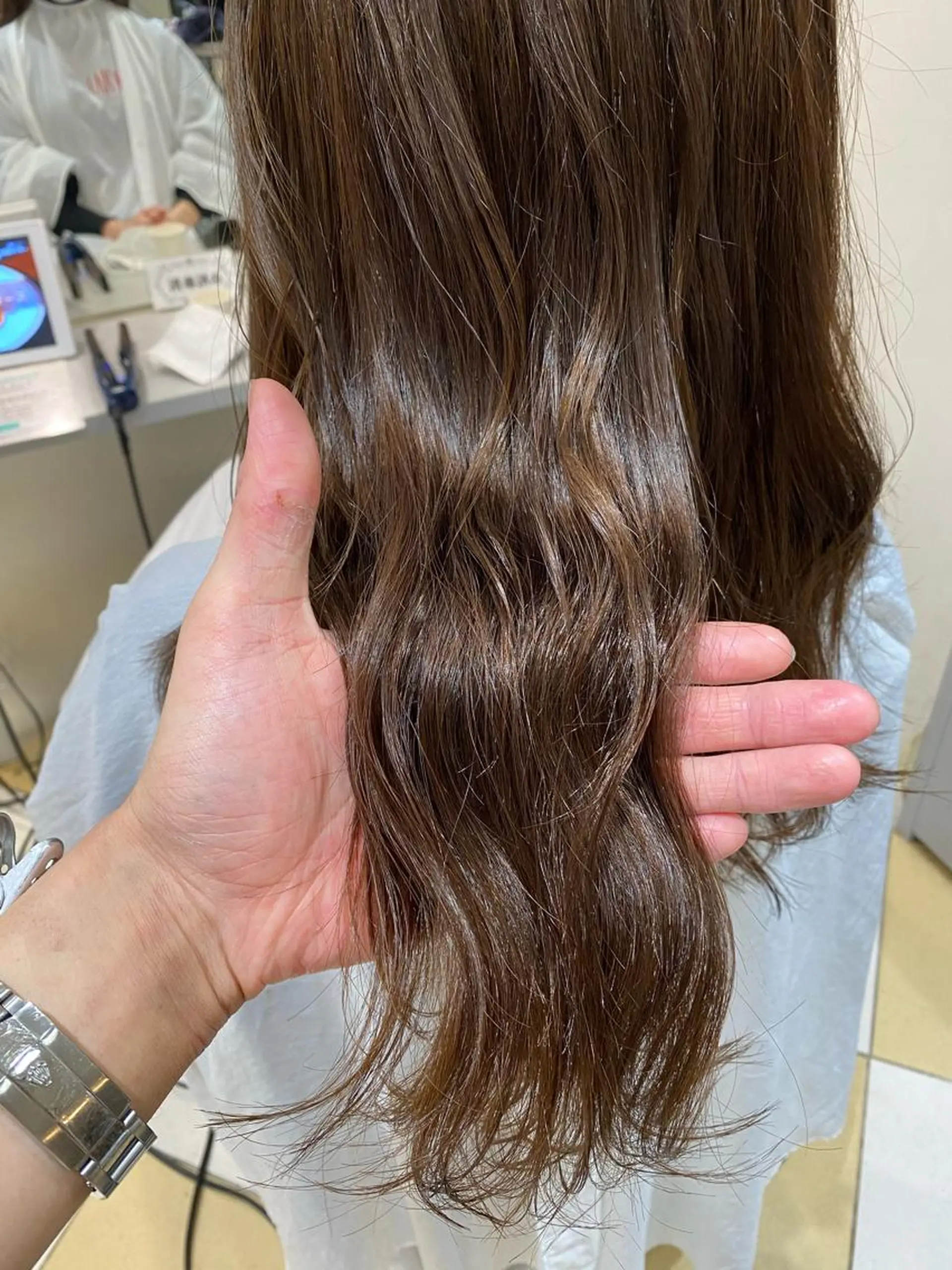 ロング カラー グレージュ Kou所属・💜髪質改善美髪💜 星野清光のヘアスタイル