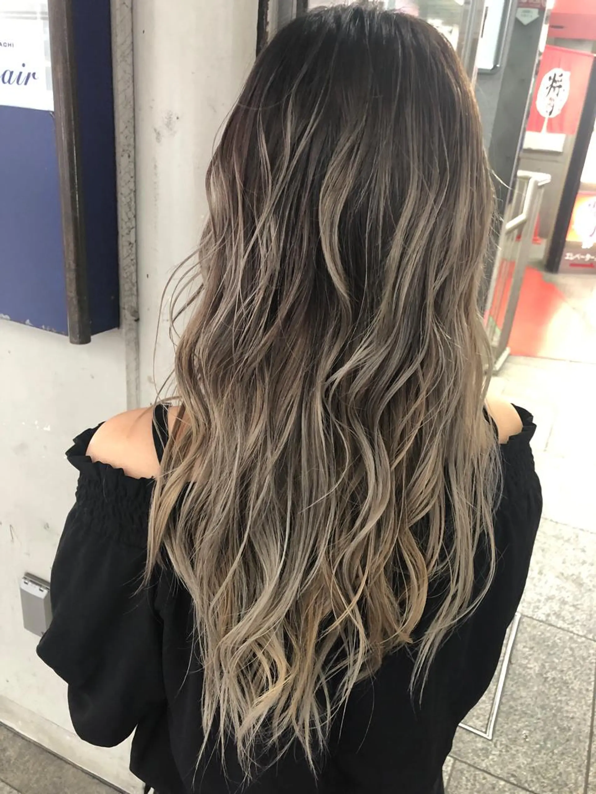 ミディアム カラー 透明感カラー ハイライトカラー 外国人風カラー ハイライト ヘアカラー JILBLAN京都 ショート/ハイライトのヘアスタイル