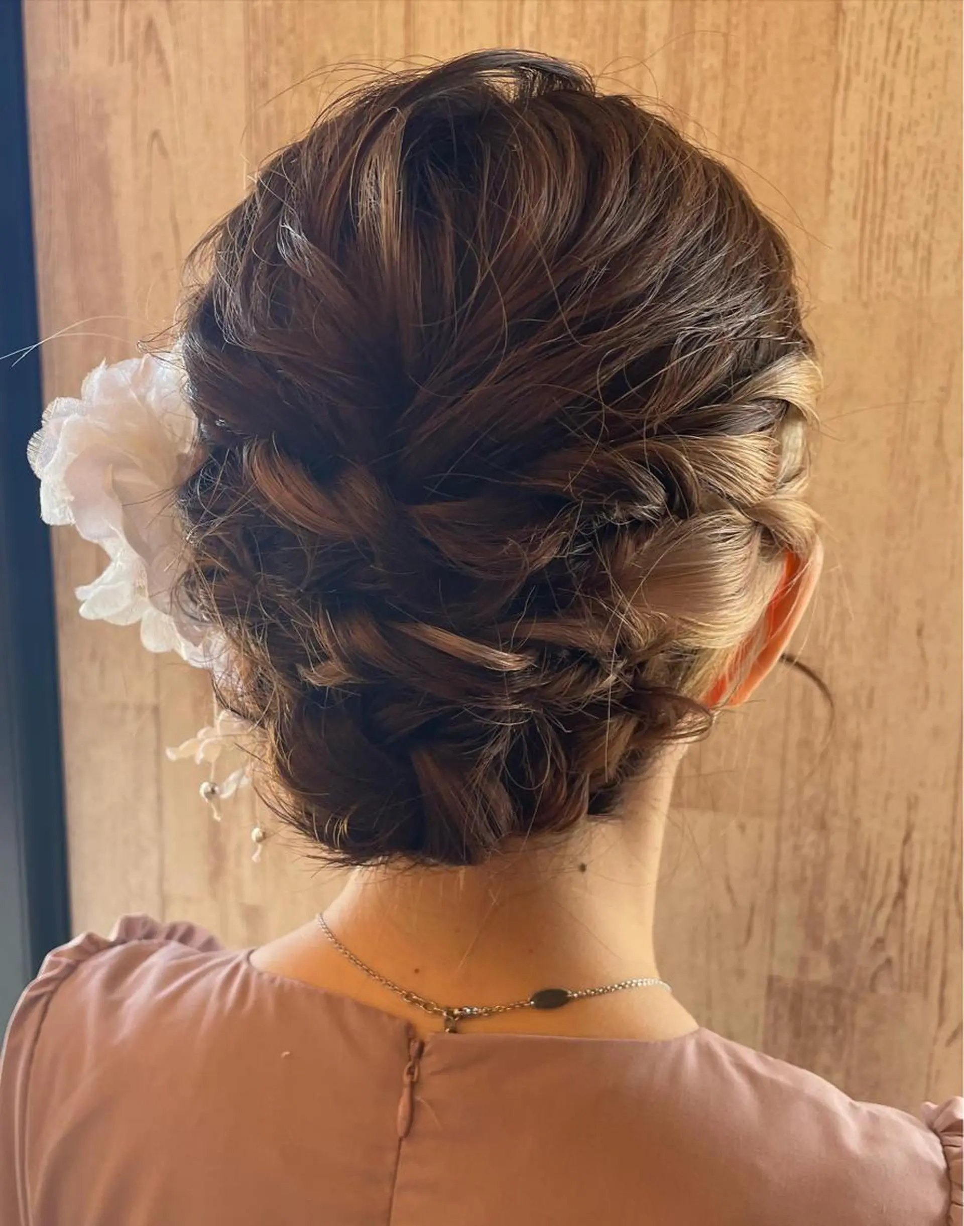 ロング ヘアアレンジ 岡村 真子のヘアスタイル