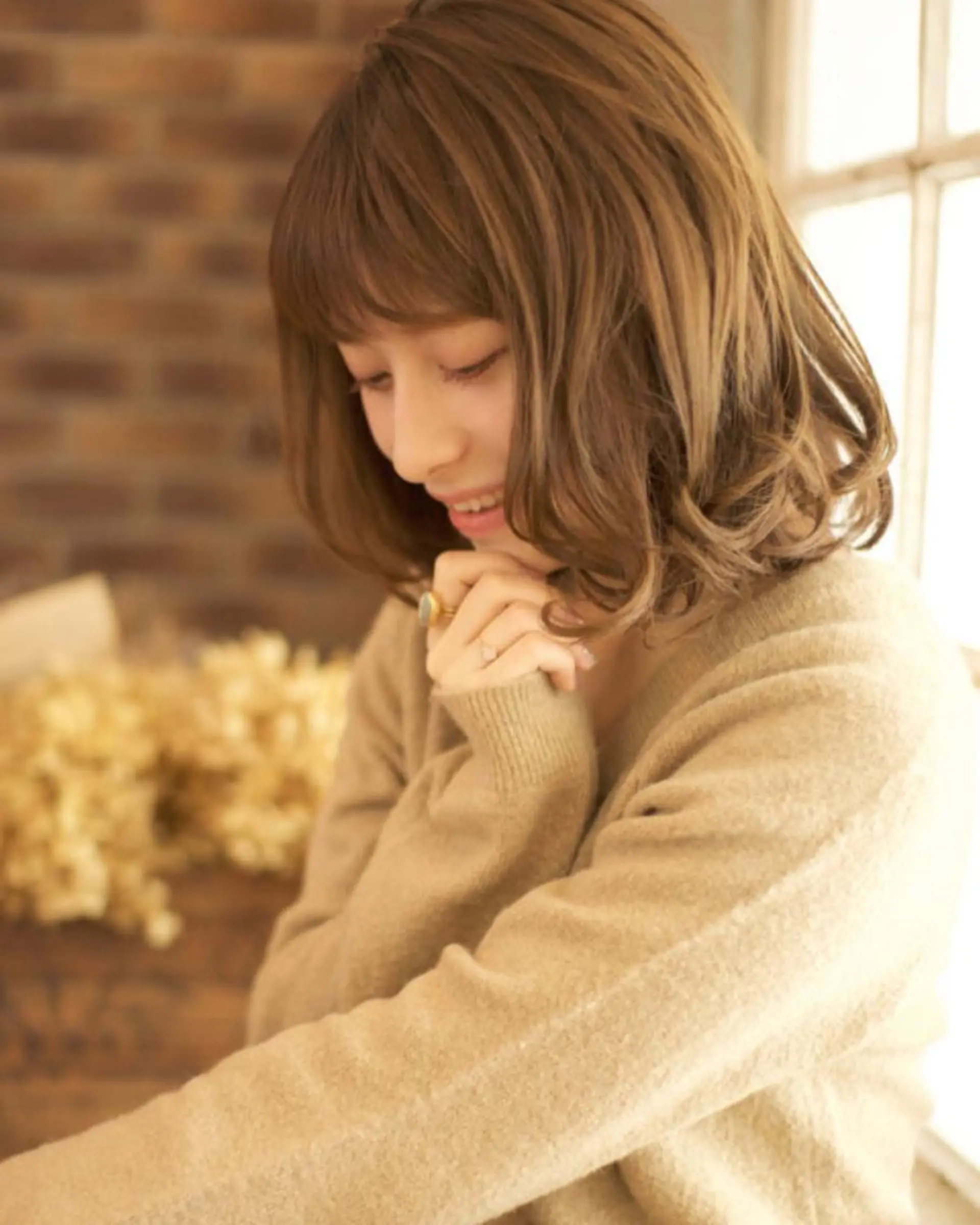 ミディアム ミディアムパーマ 佐々木 里菜のヘアスタイル