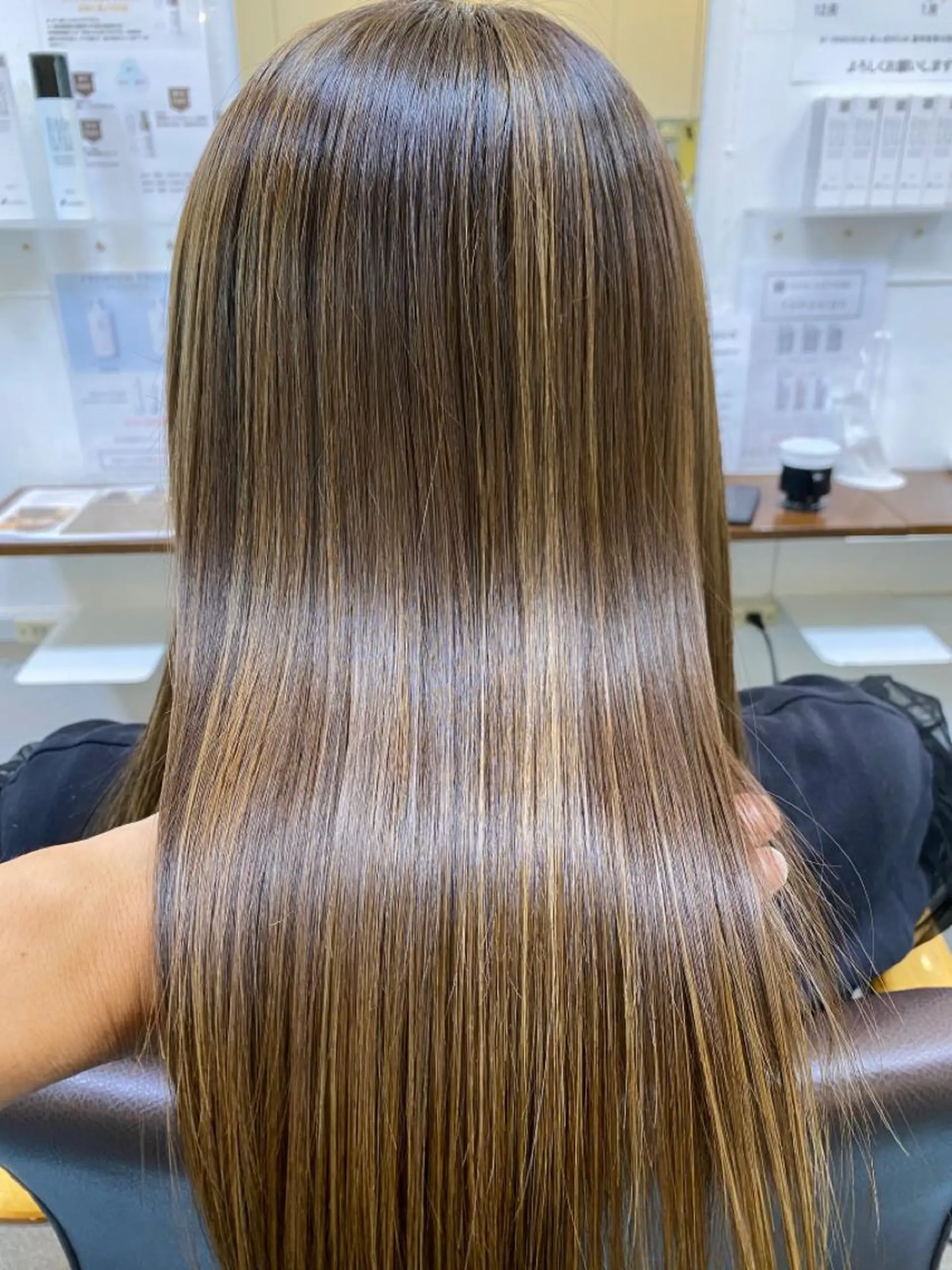 セミロング カラー 髪質改善 トリートメント カット ヘアカラー トリートメント 【髪質改善】に特化 オリーブオイルクラブのヘアスタイル