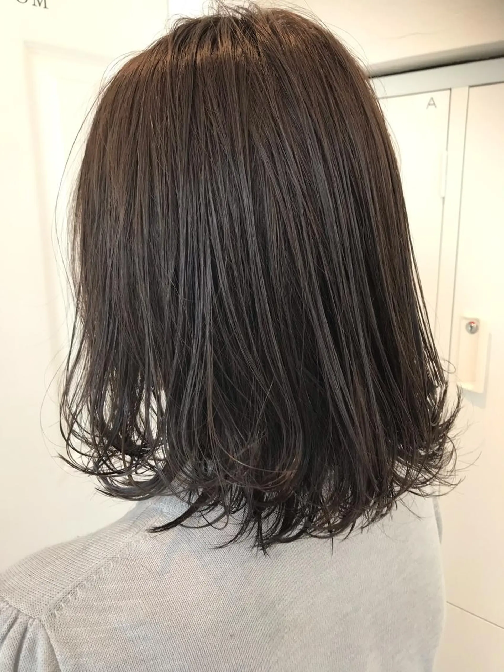 ミディアム カラー 透明感カラー グレージュ カーキグレージュ オレンジ カット ヘアカラー パーマ トリートメント ヘッドスパ 久保亮太 /大人ショートのヘアスタイル
