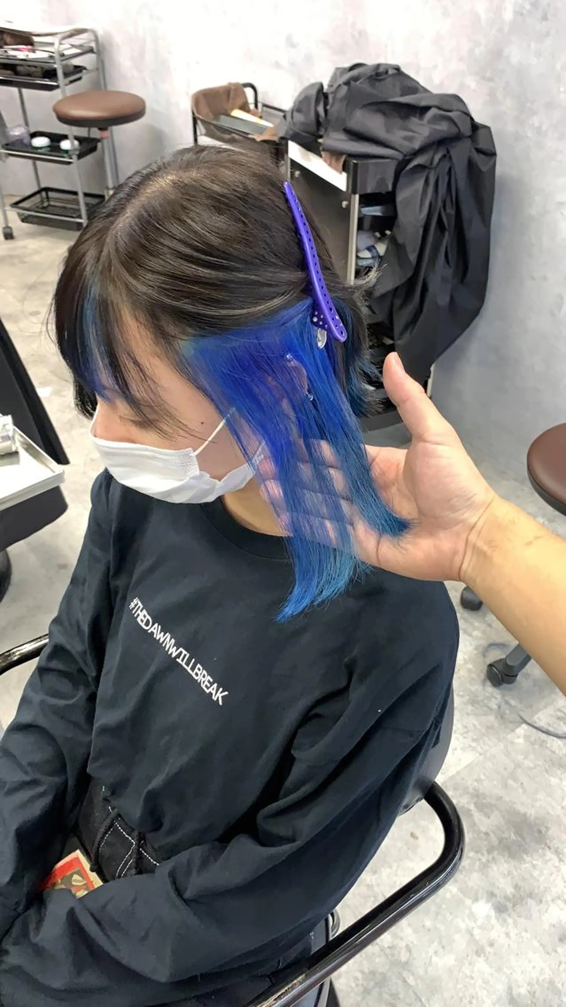 ショート 派手髪支持率No1 Eisukeのヘアスタイル
