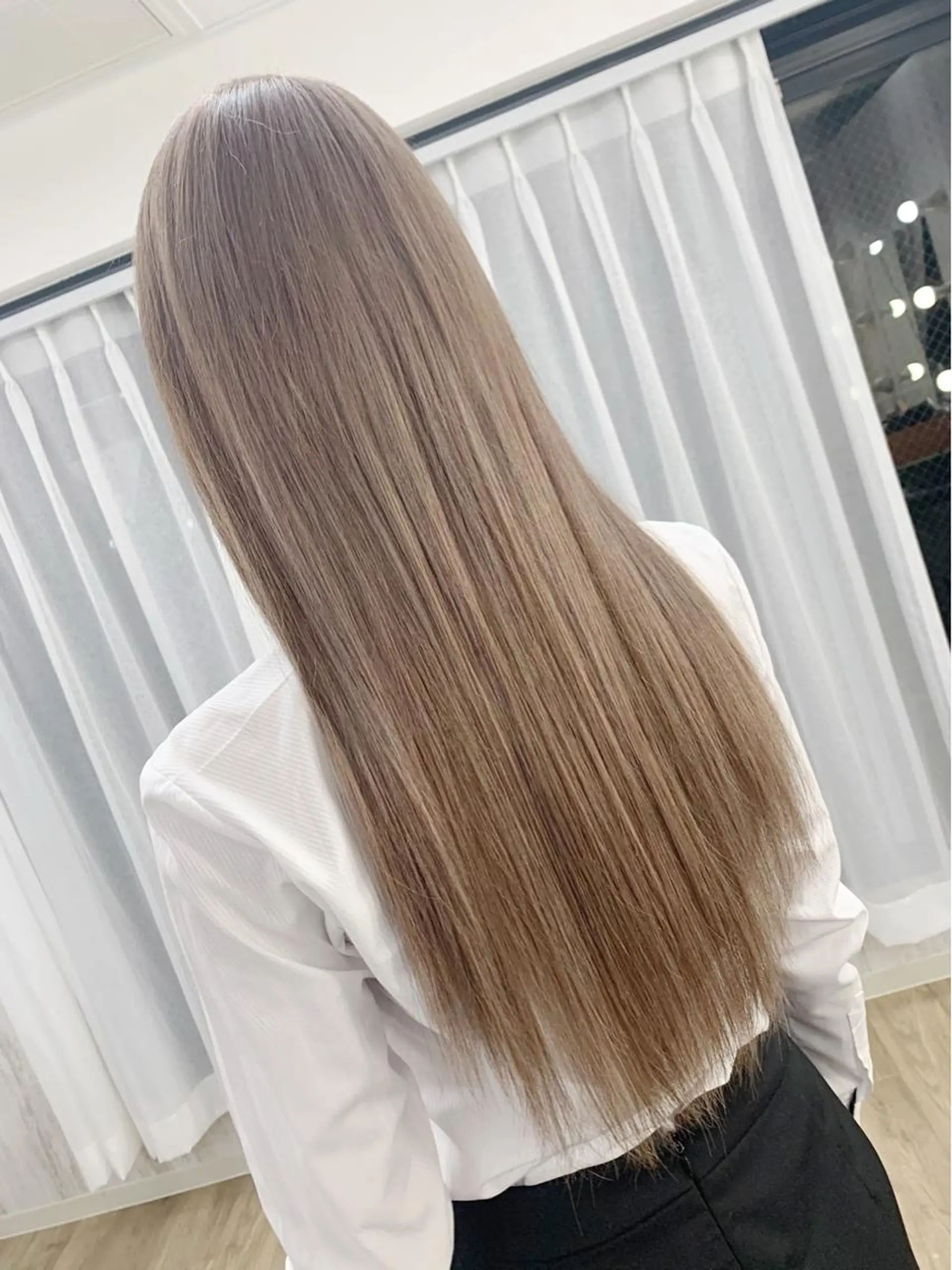 ロング カラー エクステ プライベートサロン LyoN/RYOTAのヘアスタイル