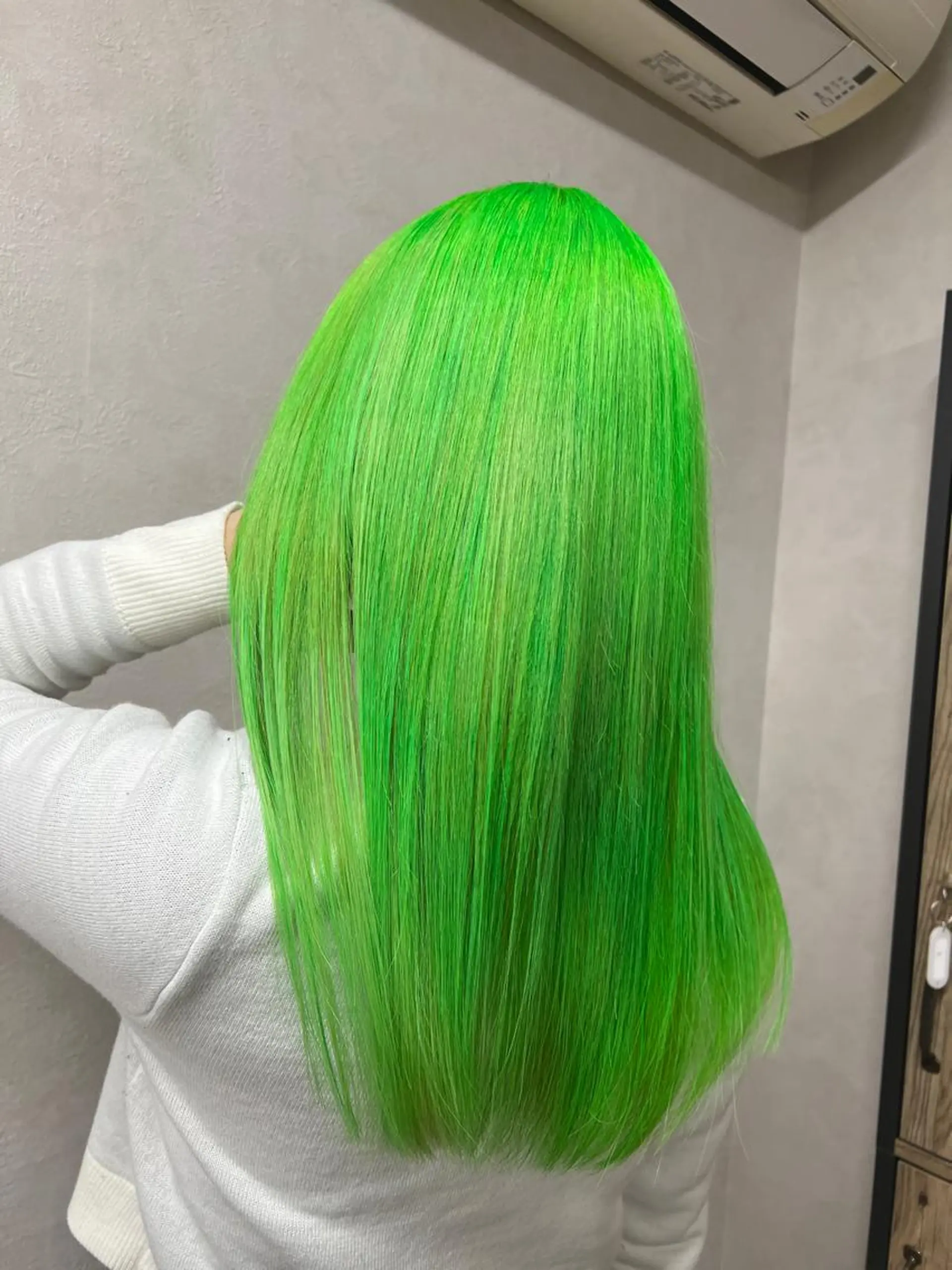 ロング カラー バレイヤージュ ブリーチ ケアブリーチ ダブルカラー イヤリングカラー カット ヘアカラー 🌷かわばた めい🌷のヘアスタイル